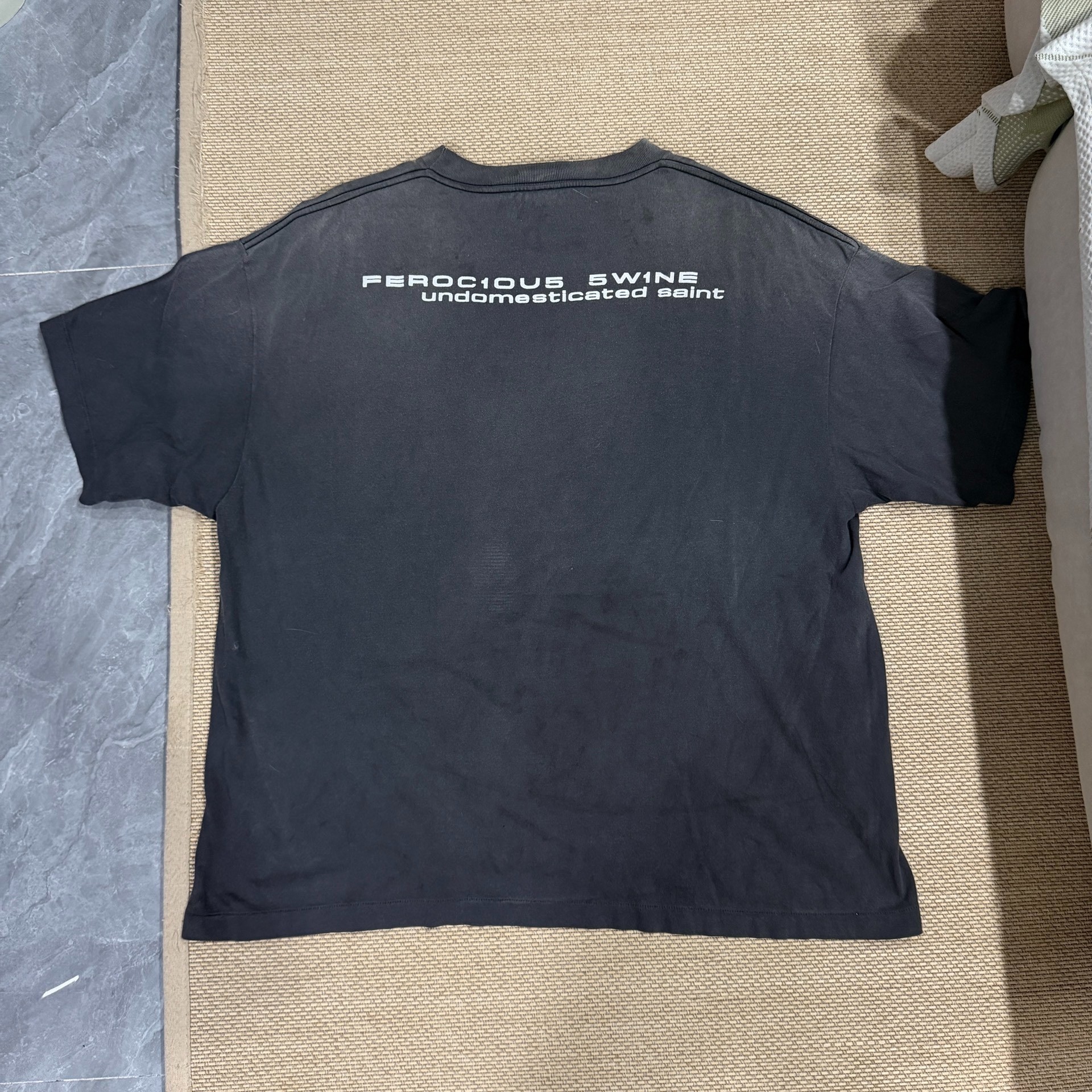 Saint Michael Alien Graphic Faded Tee — front