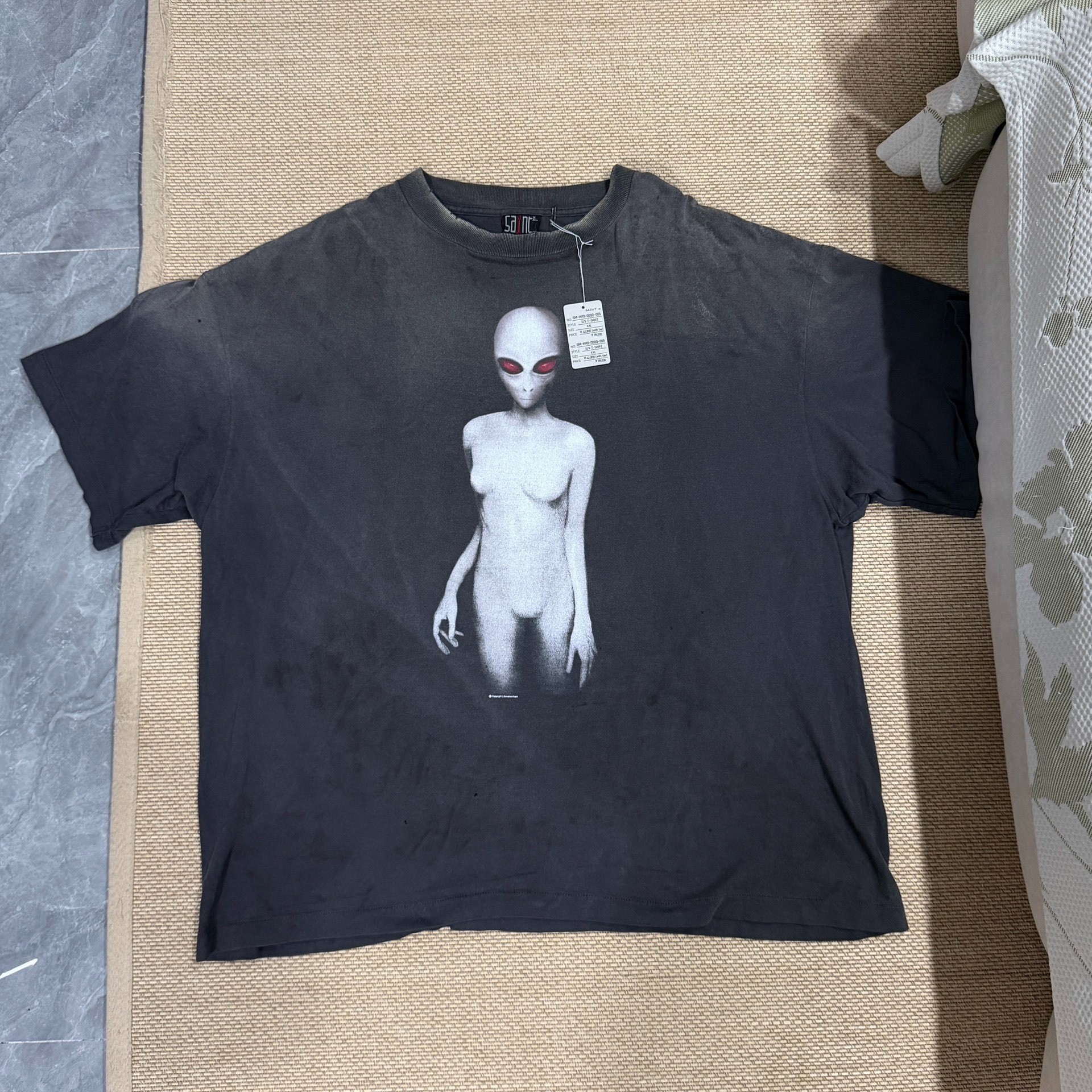 Saint Michael Alien Graphic Faded Tee