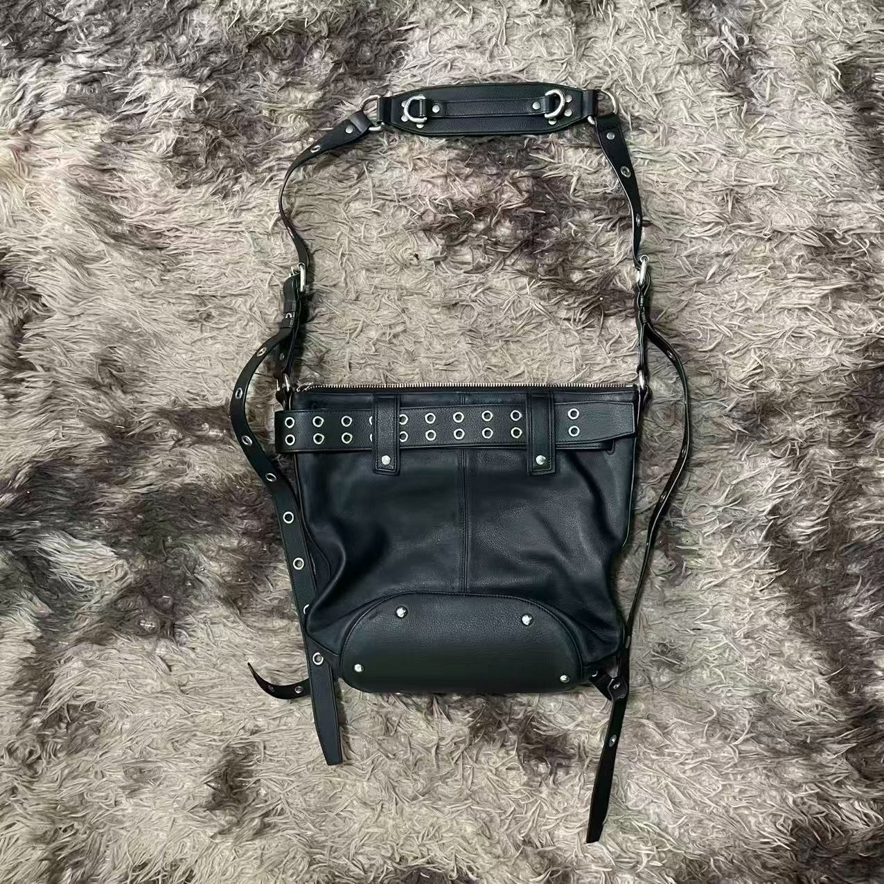 Balenciaga 22FW EMO Bucket Bag — front