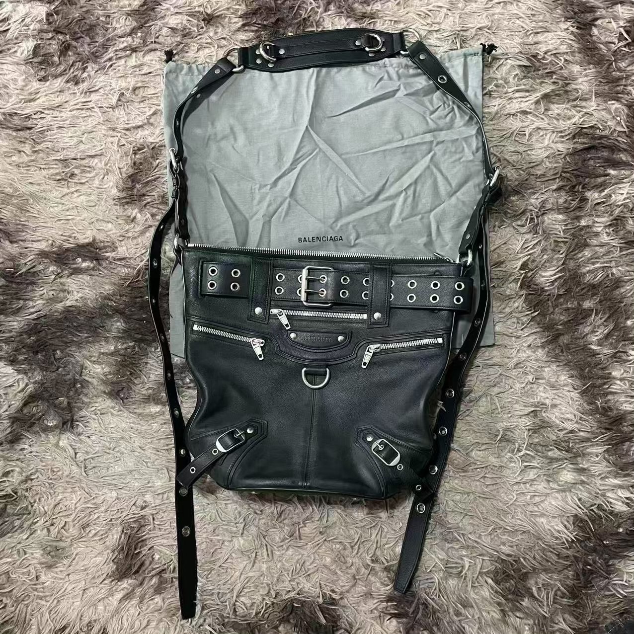 Balenciaga 22FW EMO Bucket Bag
