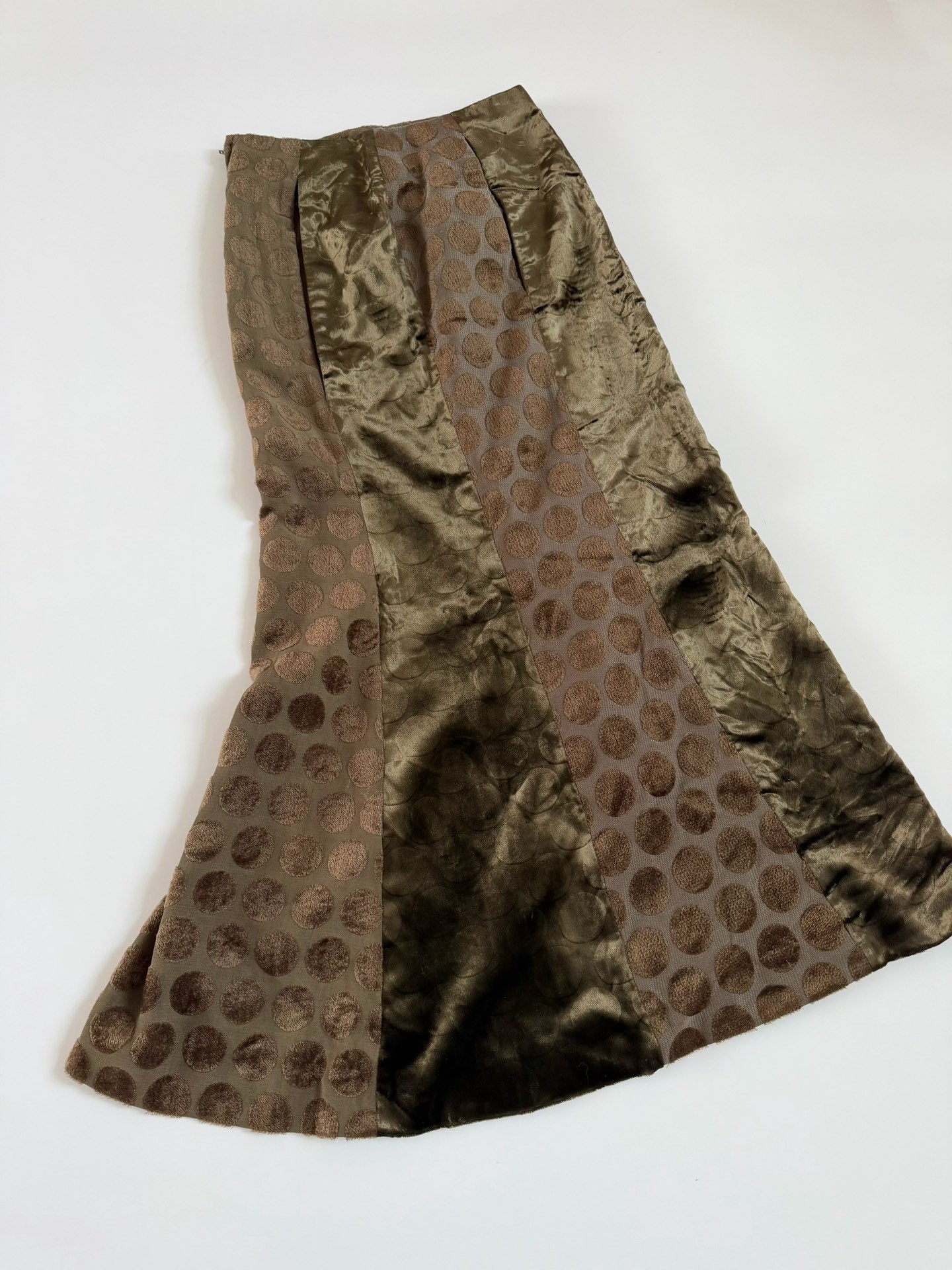Undercover Olive Fishtail Velvet Polka Dot Skirt — back