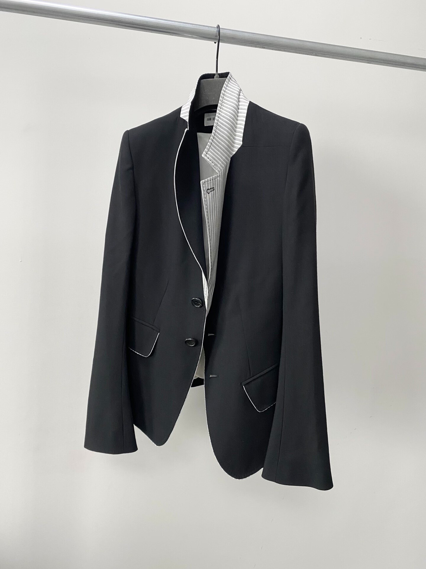 Ann Demeulemeester 2007SS Black Blazer — detail