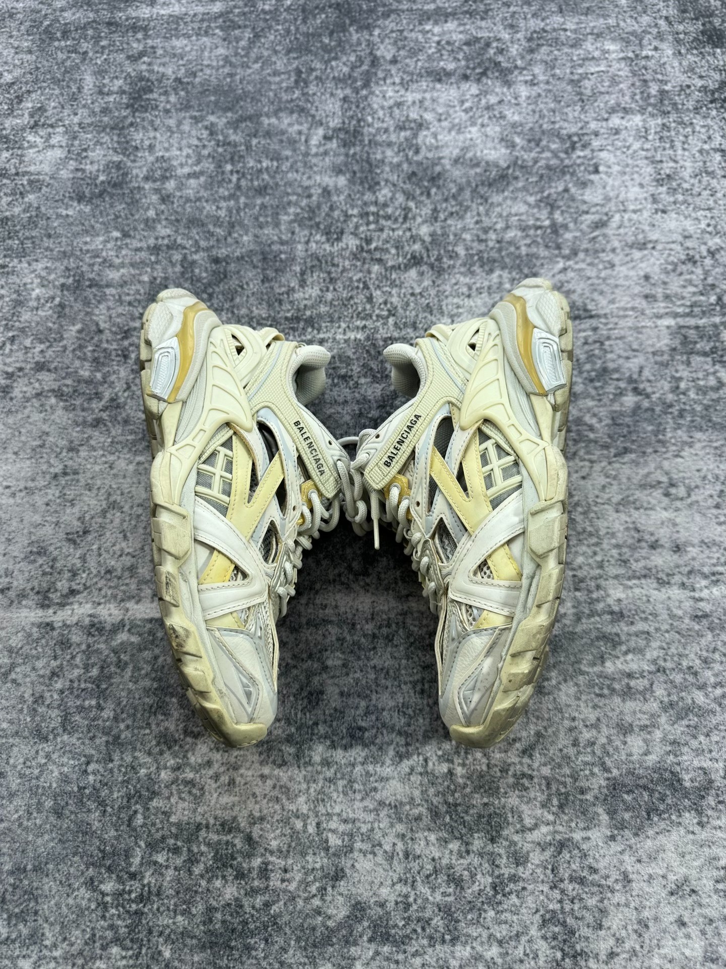 Balenciaga Track 2.0 Sneakers — detail
