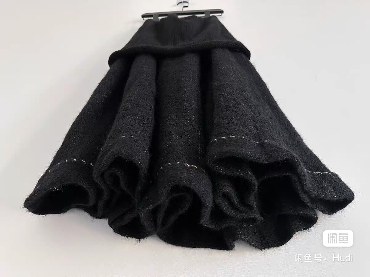 Y's 2003 Runway Thick Knit Skirt — back