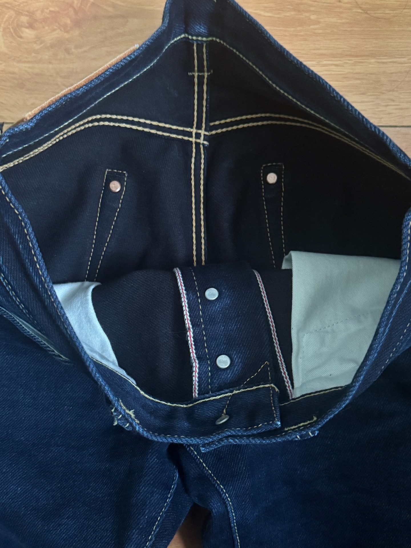 Iron Heart 634s 21oz Selvedge Jeans — label