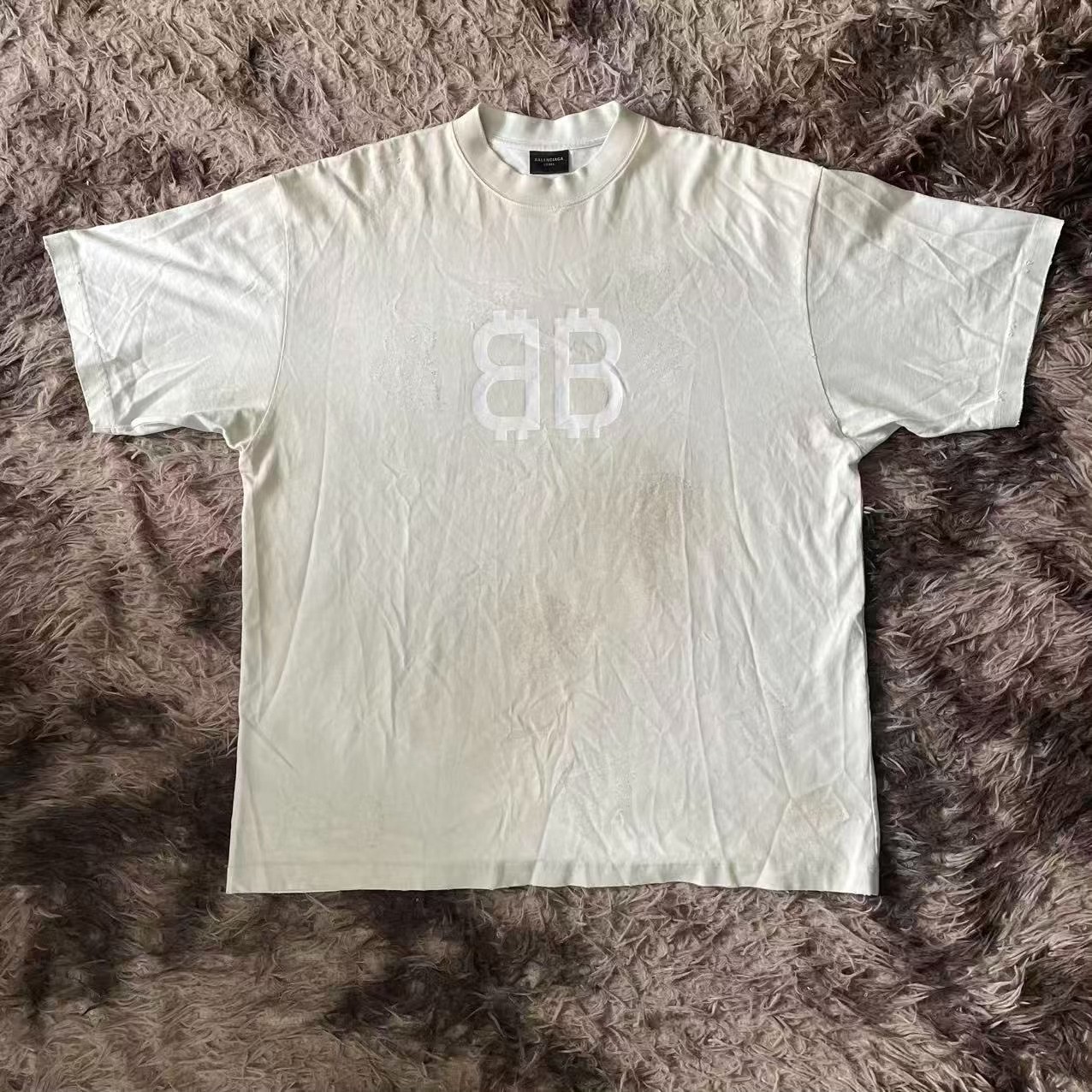 Balenciaga 23SS Distressed Beige Tee
