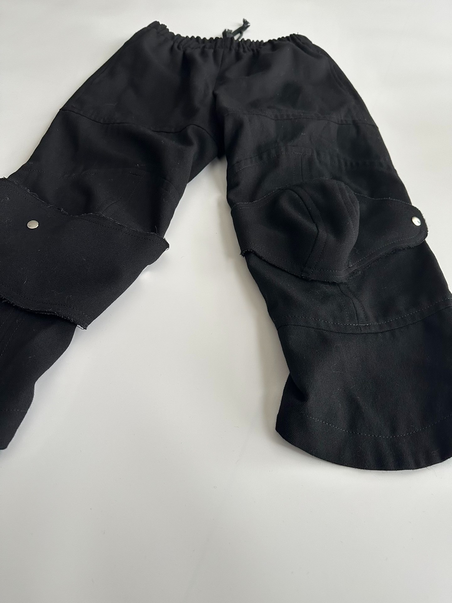 Comme des Garcons 16 Detachable Pants — label
