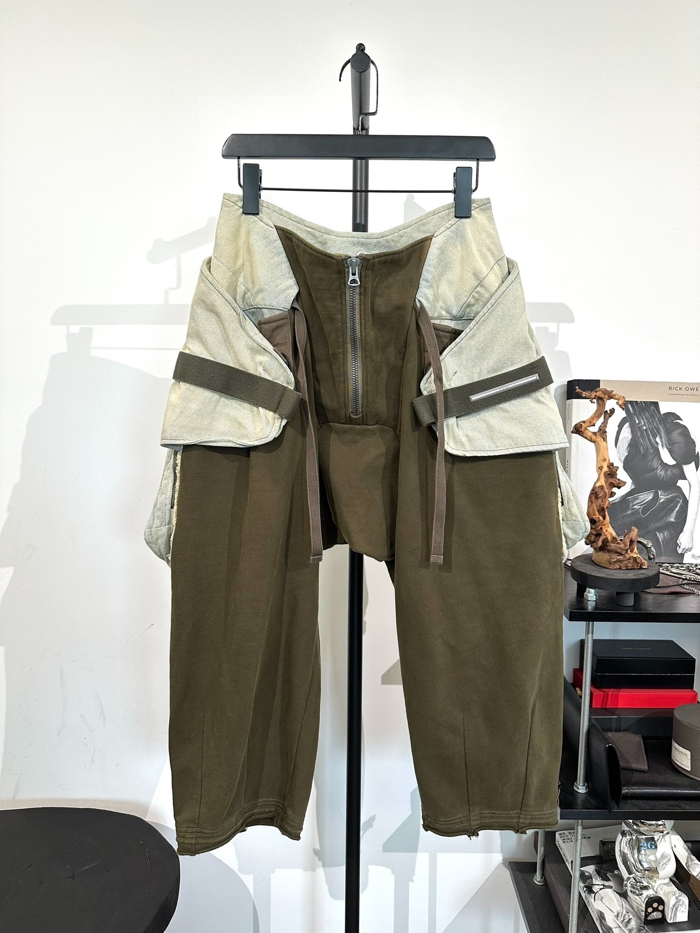 Hamcus Wasteland Style Cropped Cargo Pants