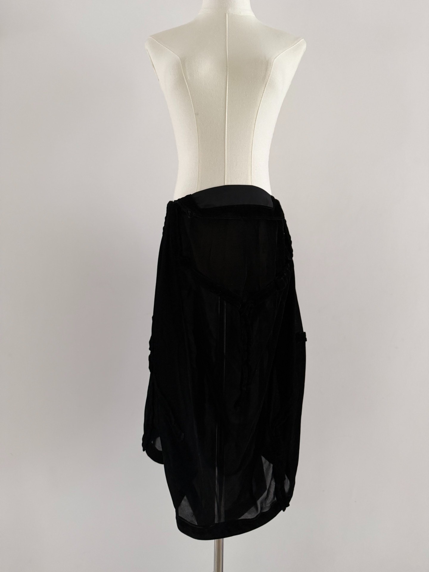 Comme des Garcons 08AW Velvet Skirt — detail