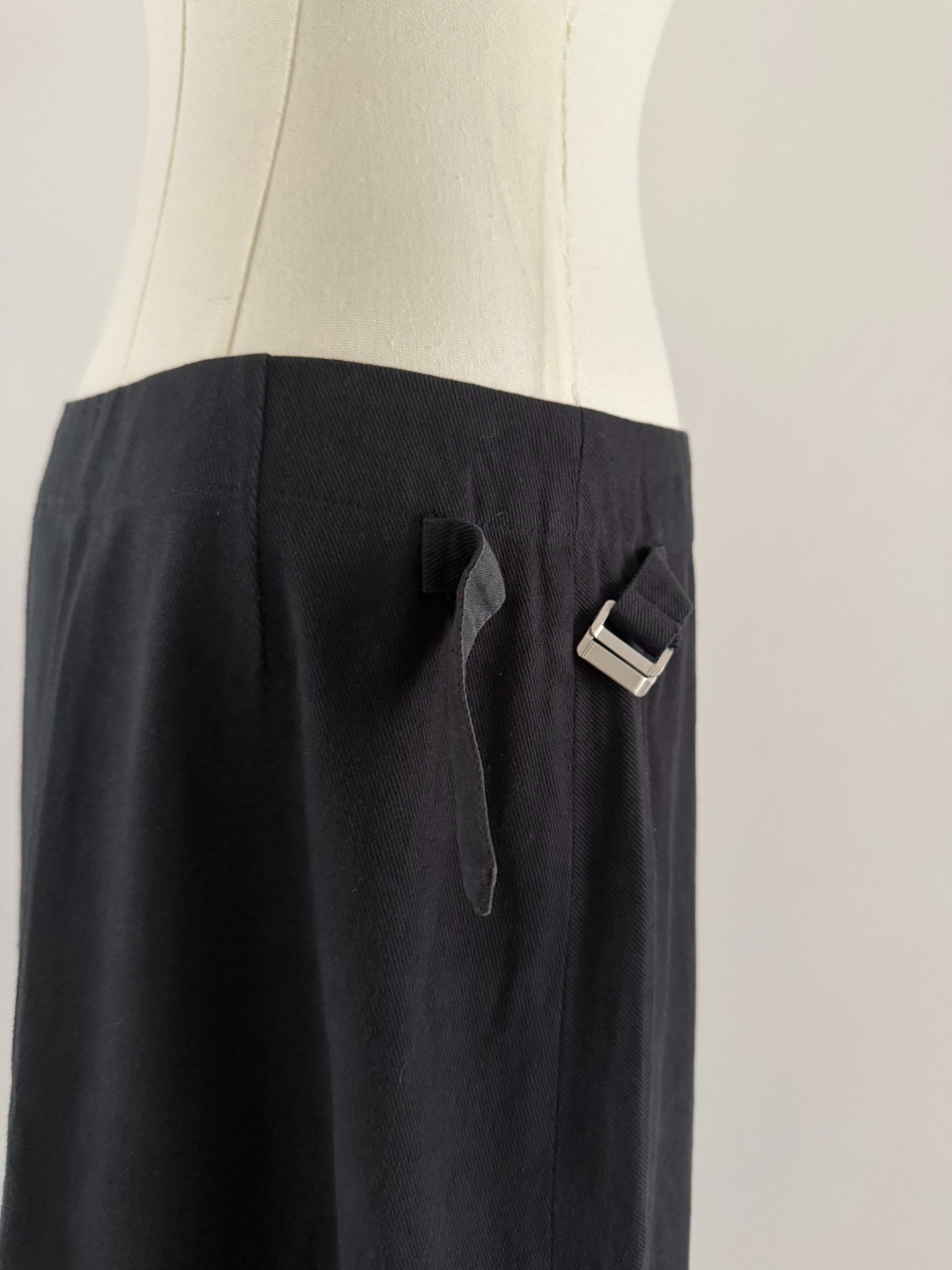 Comme des Garçons TRICOT Asymmetrical Long Skirt — detail