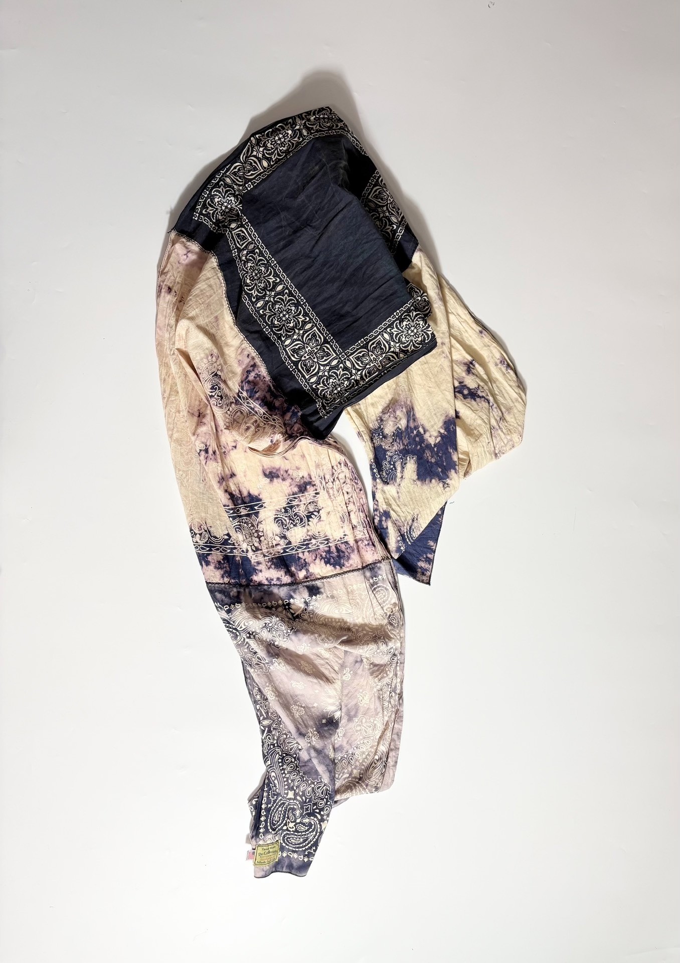 Dr.Collectors Tie-Dye Paisley Scarf — detail