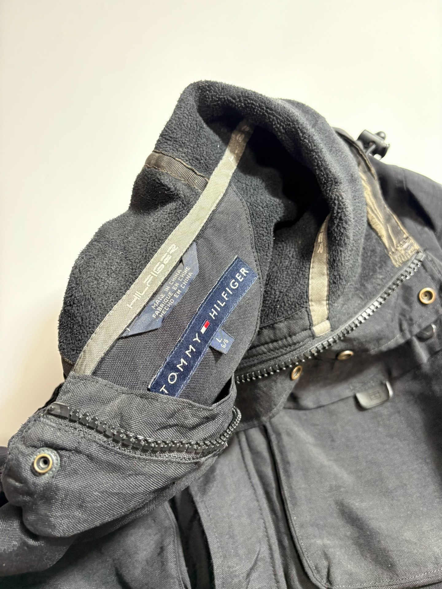 Tommy Hilfiger Archive Survival Parka — label
