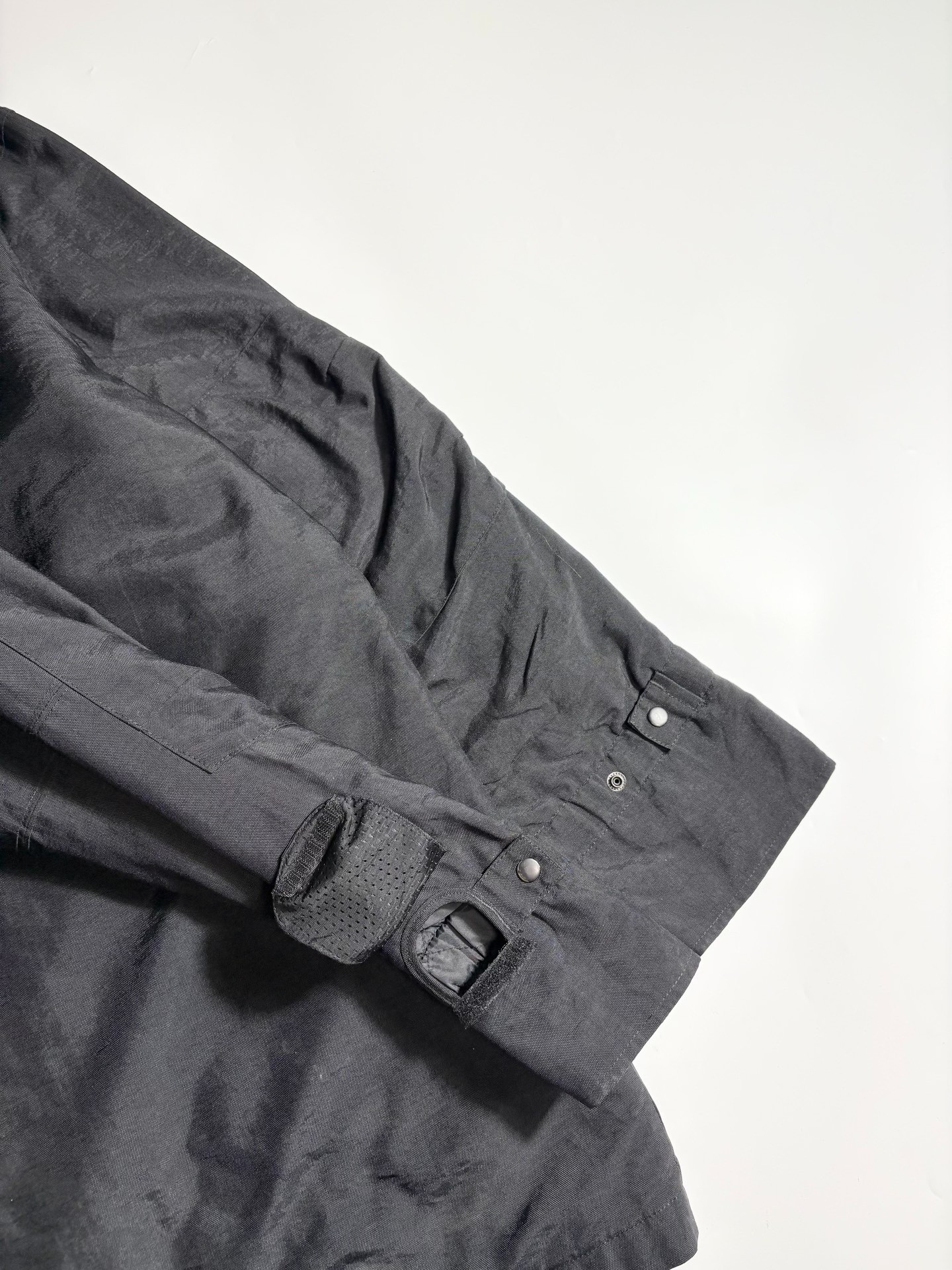 Tommy Hilfiger Archive Survival Parka — detail