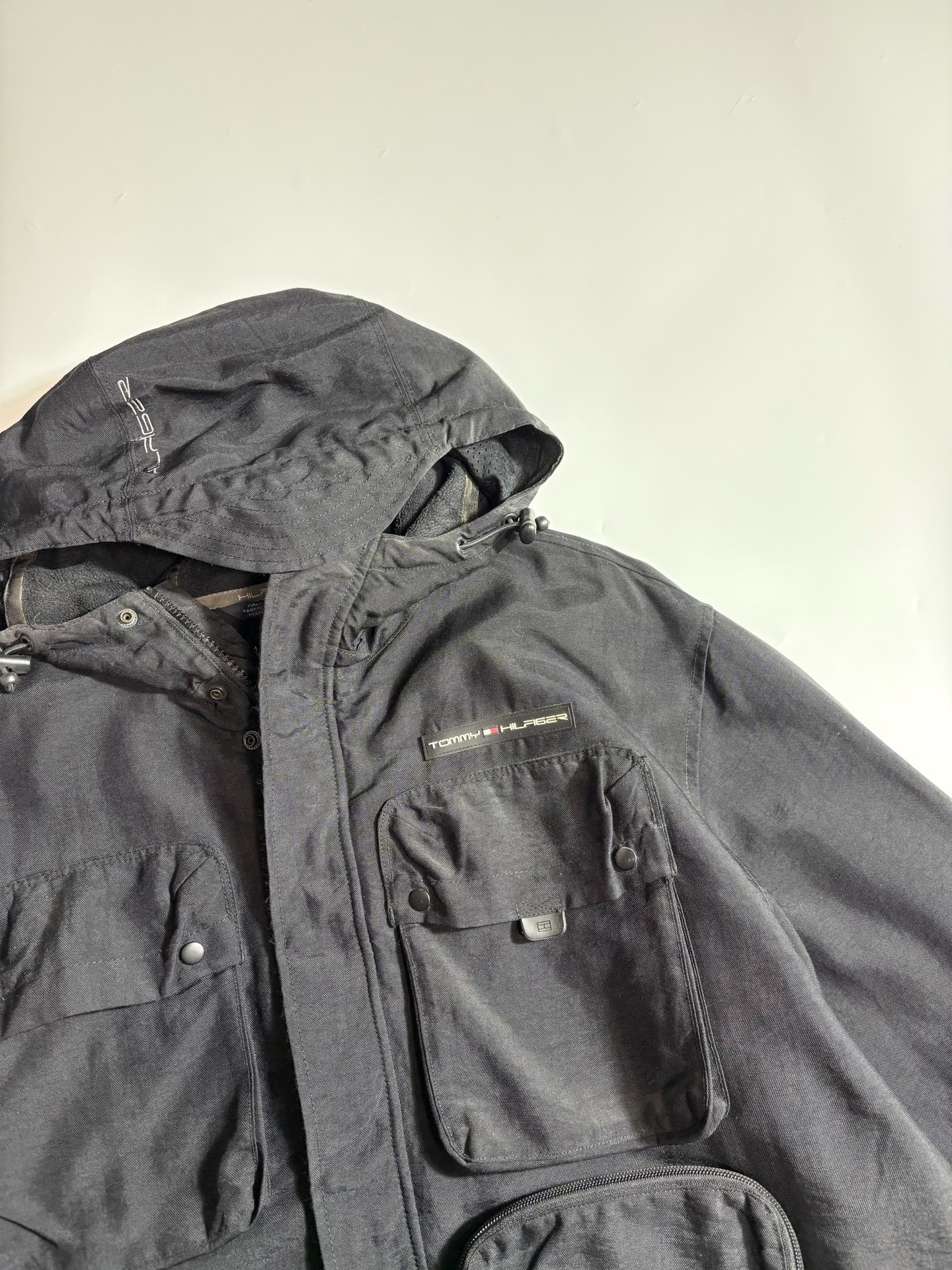 Tommy Hilfiger Archive Survival Parka — back