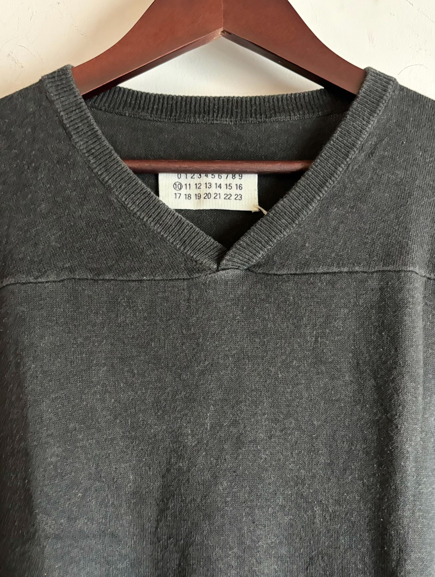 Maison Martin Margiela Washed Sleeveless Vest — detail