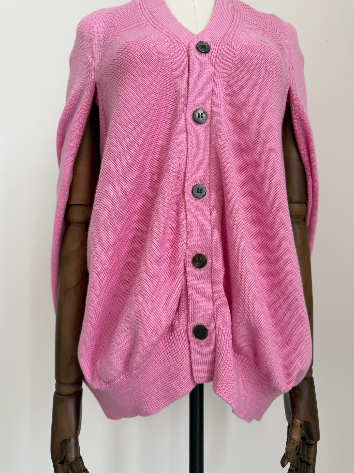 Junya Watanabe 2008 Pink Wool Cape Knit — label