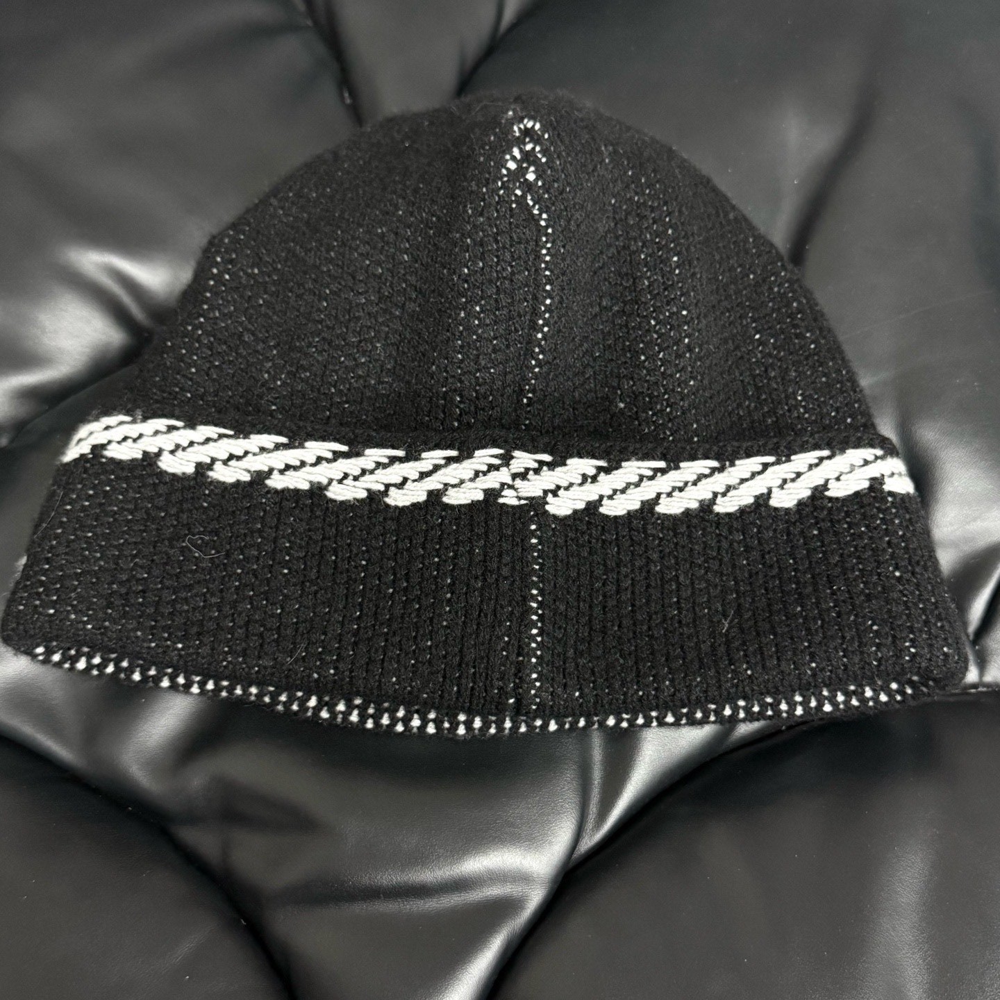 Chanel Cashmere Logo Knit Beanie — detail