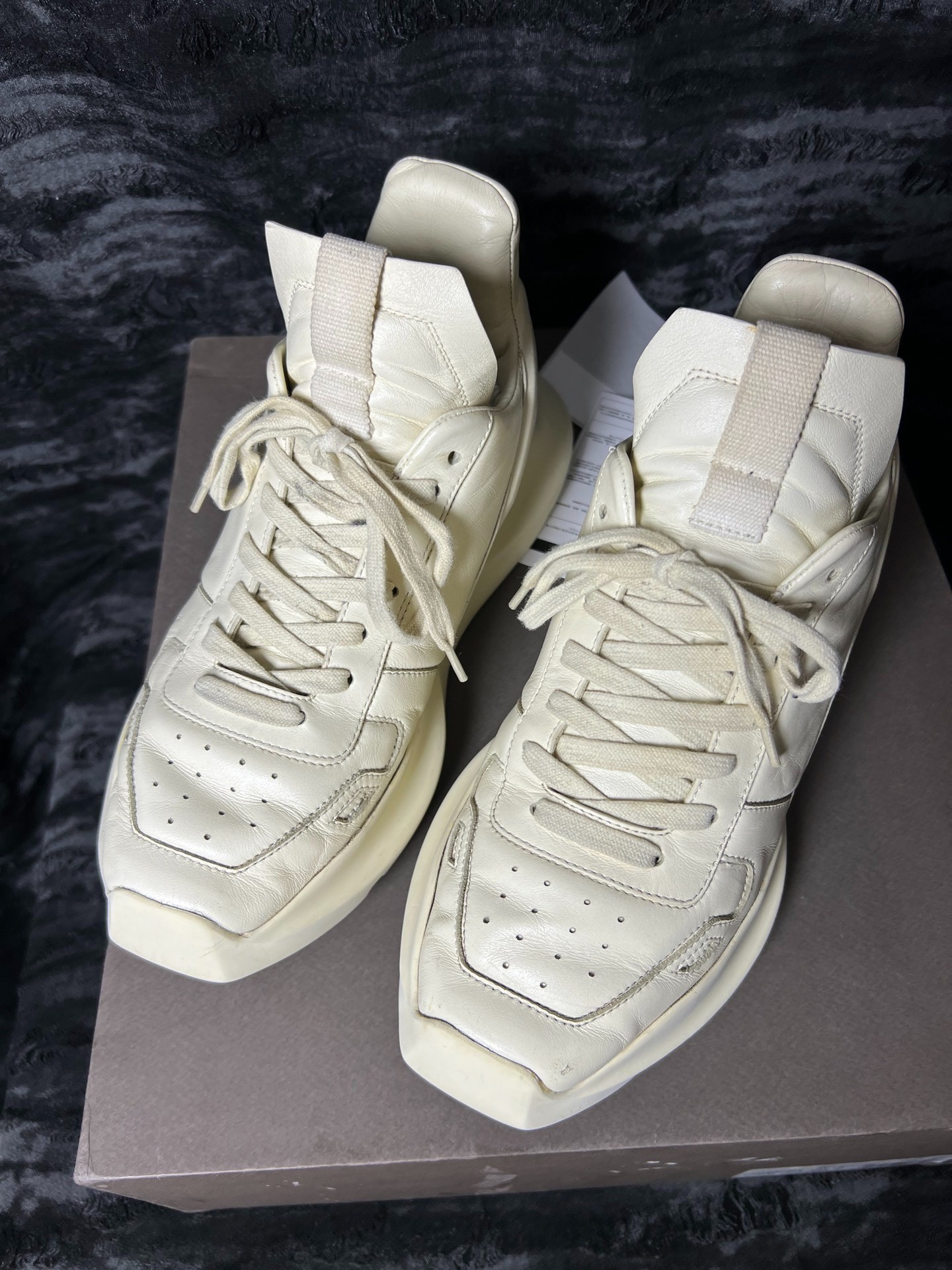 Rick Owens 23FW White Leather Sneakers — back