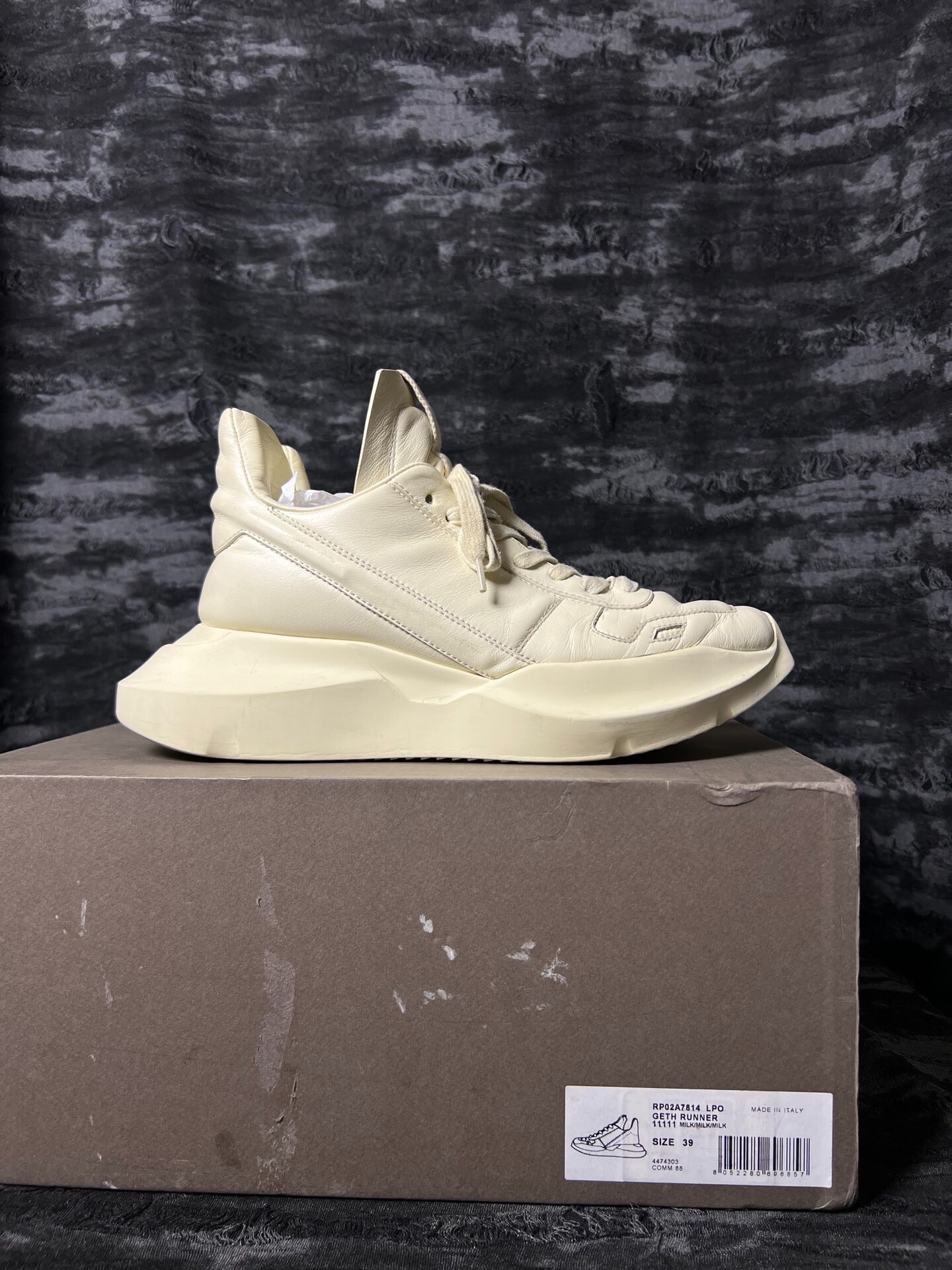 Rick Owens 23FW White Leather Sneakers