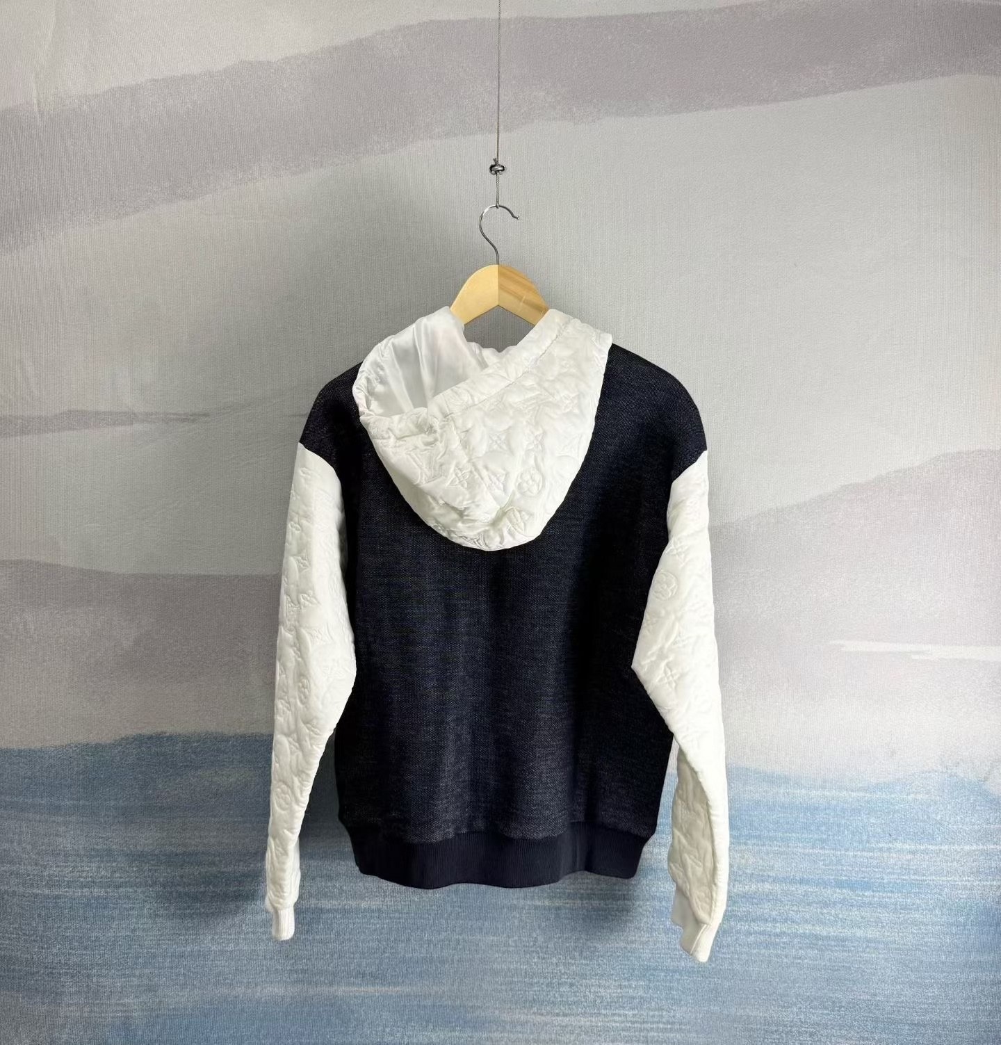 Louis Vuitton SS23 White Blue Hooded Jacket — front
