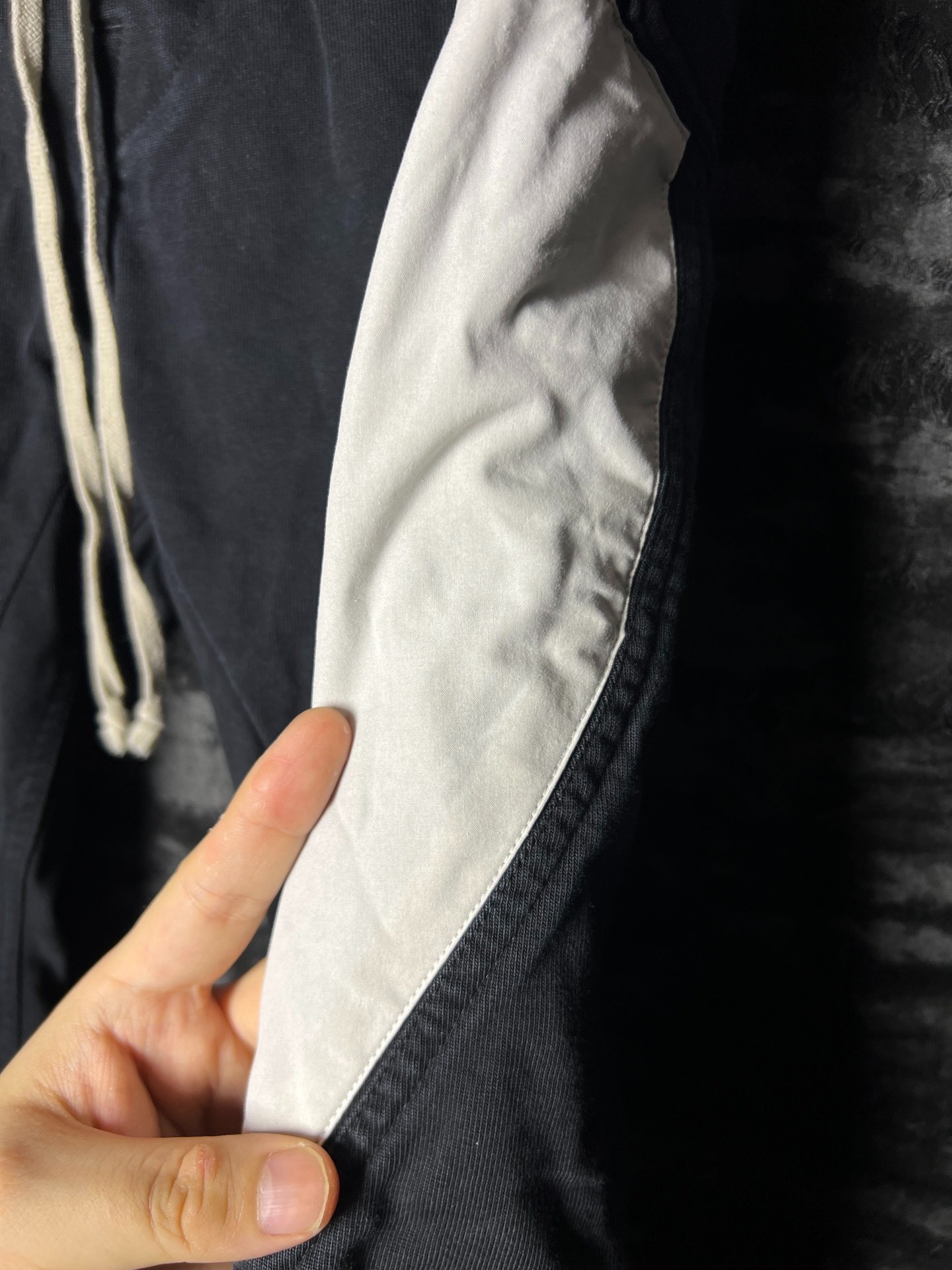 Rick Owens 20SS Black Zipper Pants — detail
