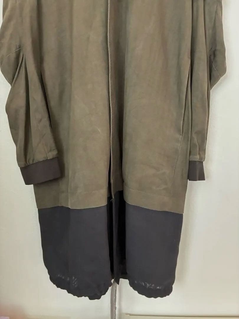 Devoa Silk Hooded Coat Size 2 — detail