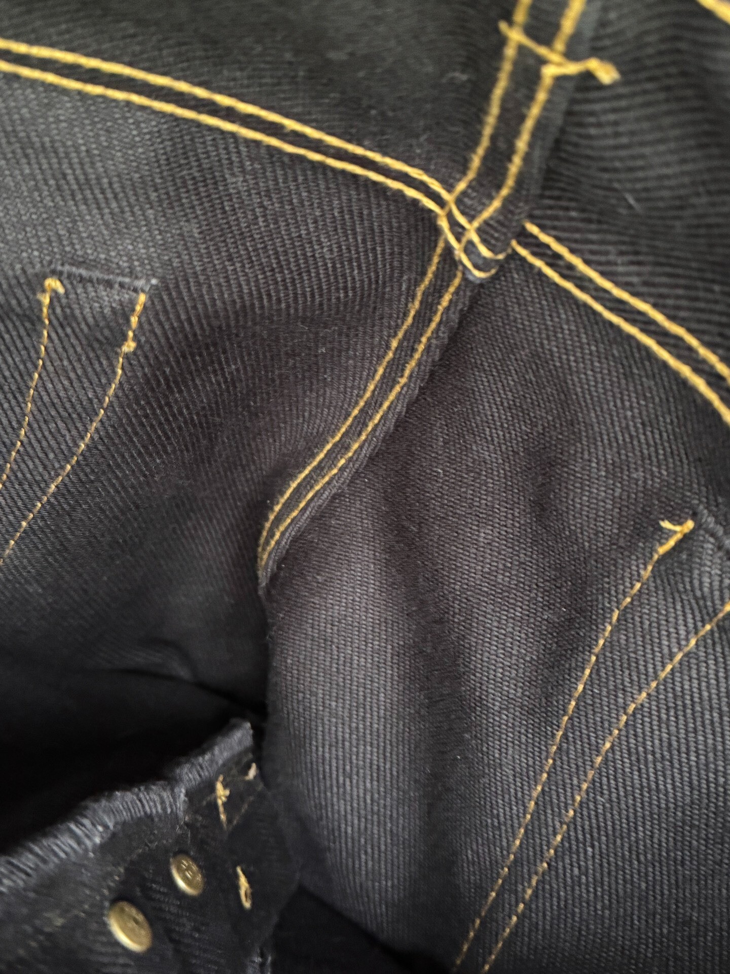 Iron Heart Collaboration 23oz Jeans — label