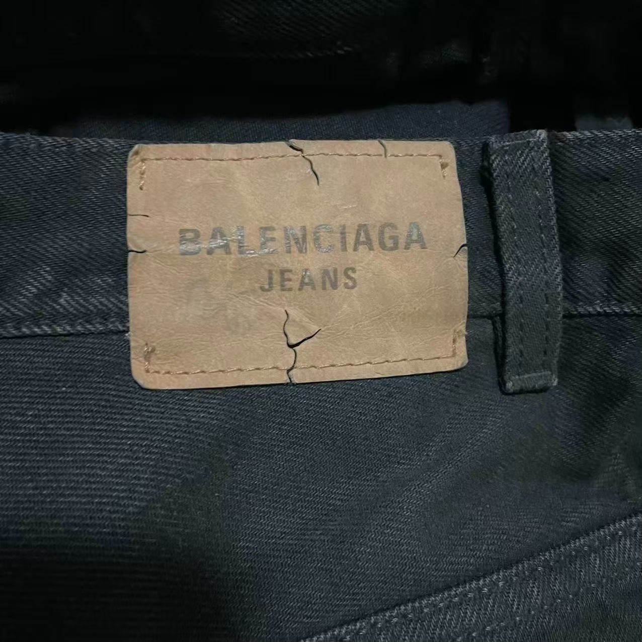 Balenciaga 25SS Wide-Leg Denim Cargo Pants — detail