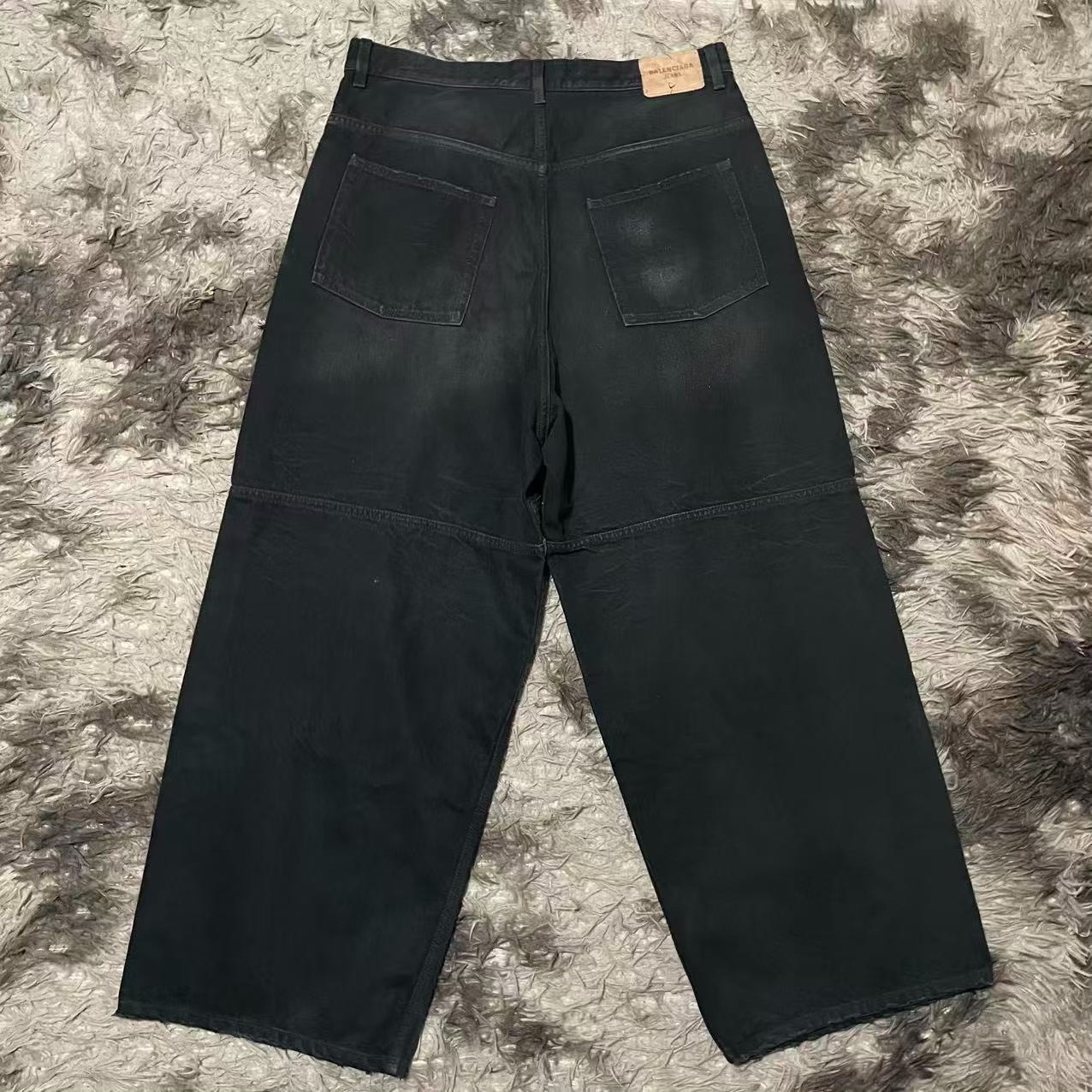 Balenciaga 25SS Wide-Leg Denim Cargo Pants — front