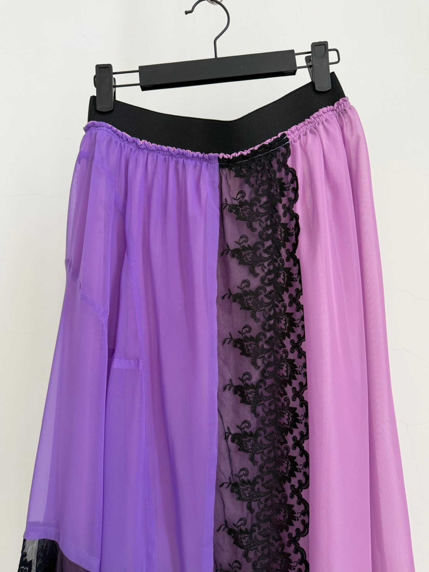 Comme des Garcons 2001 Lace Midi Skirt — detail