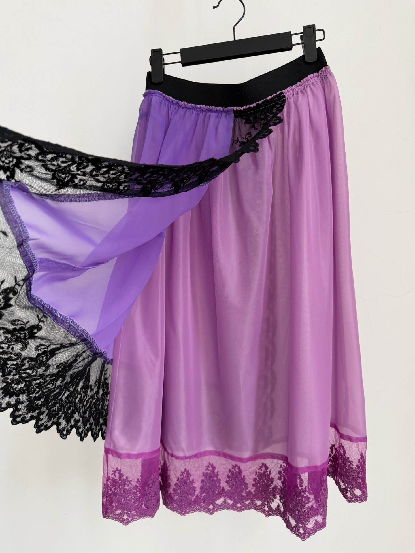 Comme des Garcons 2001 Lace Midi Skirt — front