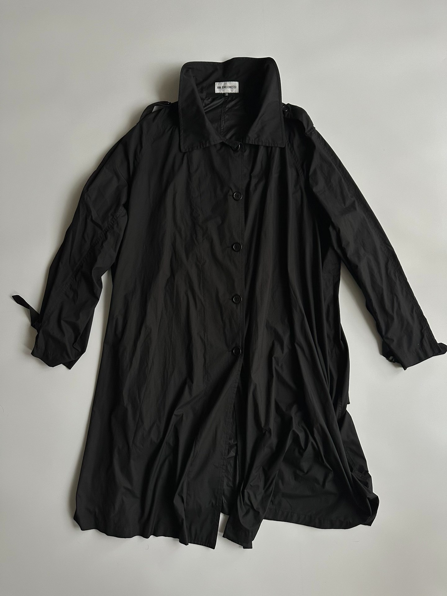 Ann Demeulemeester 04AW Coat — front