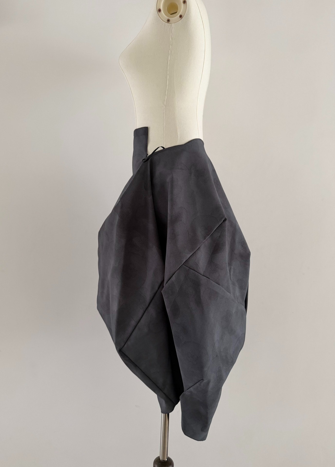 Comme des Garcons 09SS Armor Skirt — detail