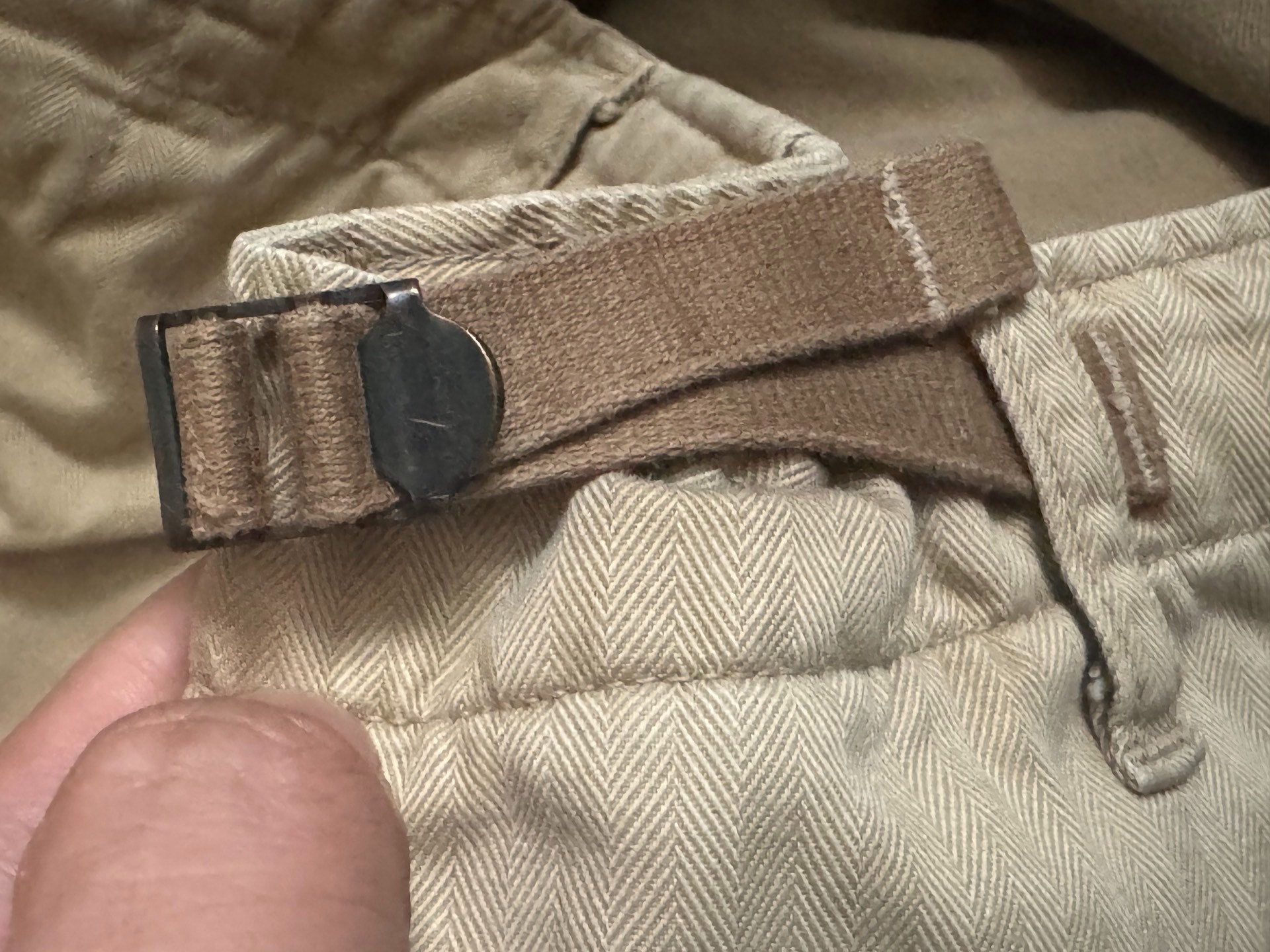 Toys McCoy Beige Military Cargo Shorts — label