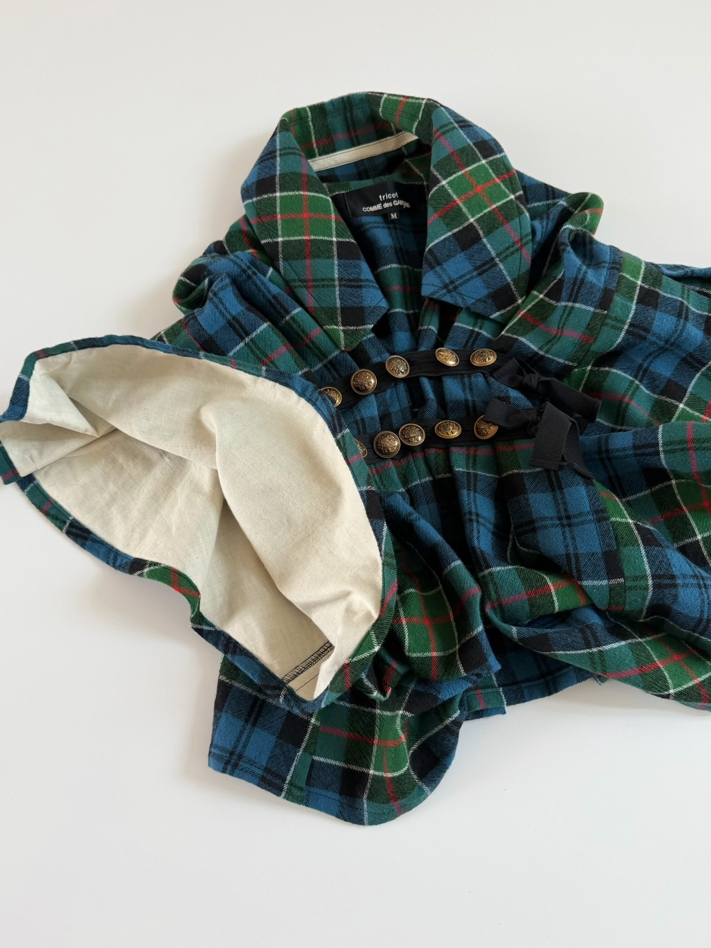 Comme des Garcons Tricot Plaid Wool Cape Top — label