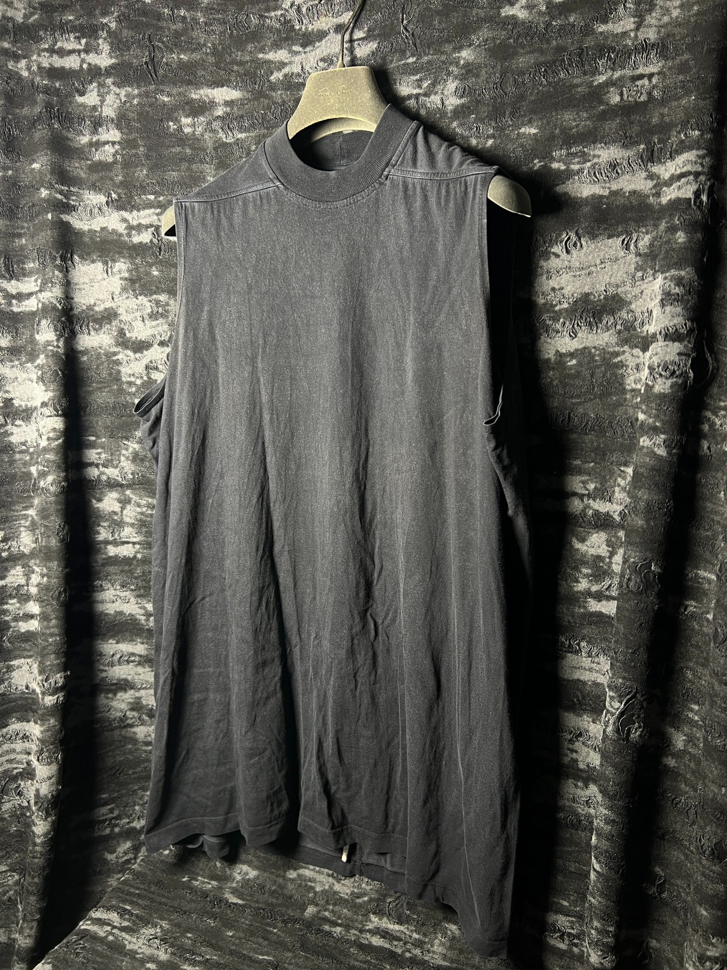 Rick Owens 18SS Washed Black Tank — front