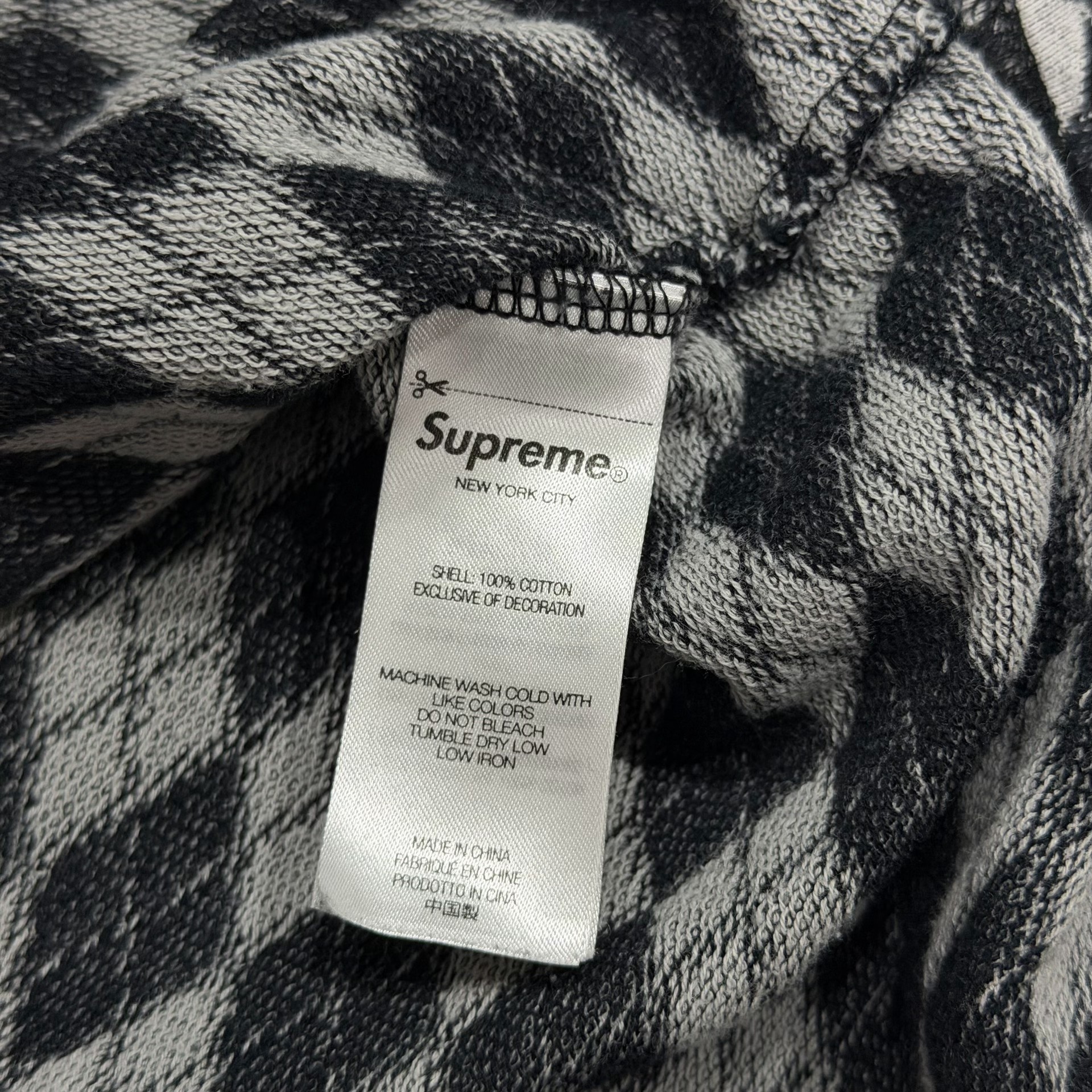 Supreme SS25 Diamond Jacquard Tee — label