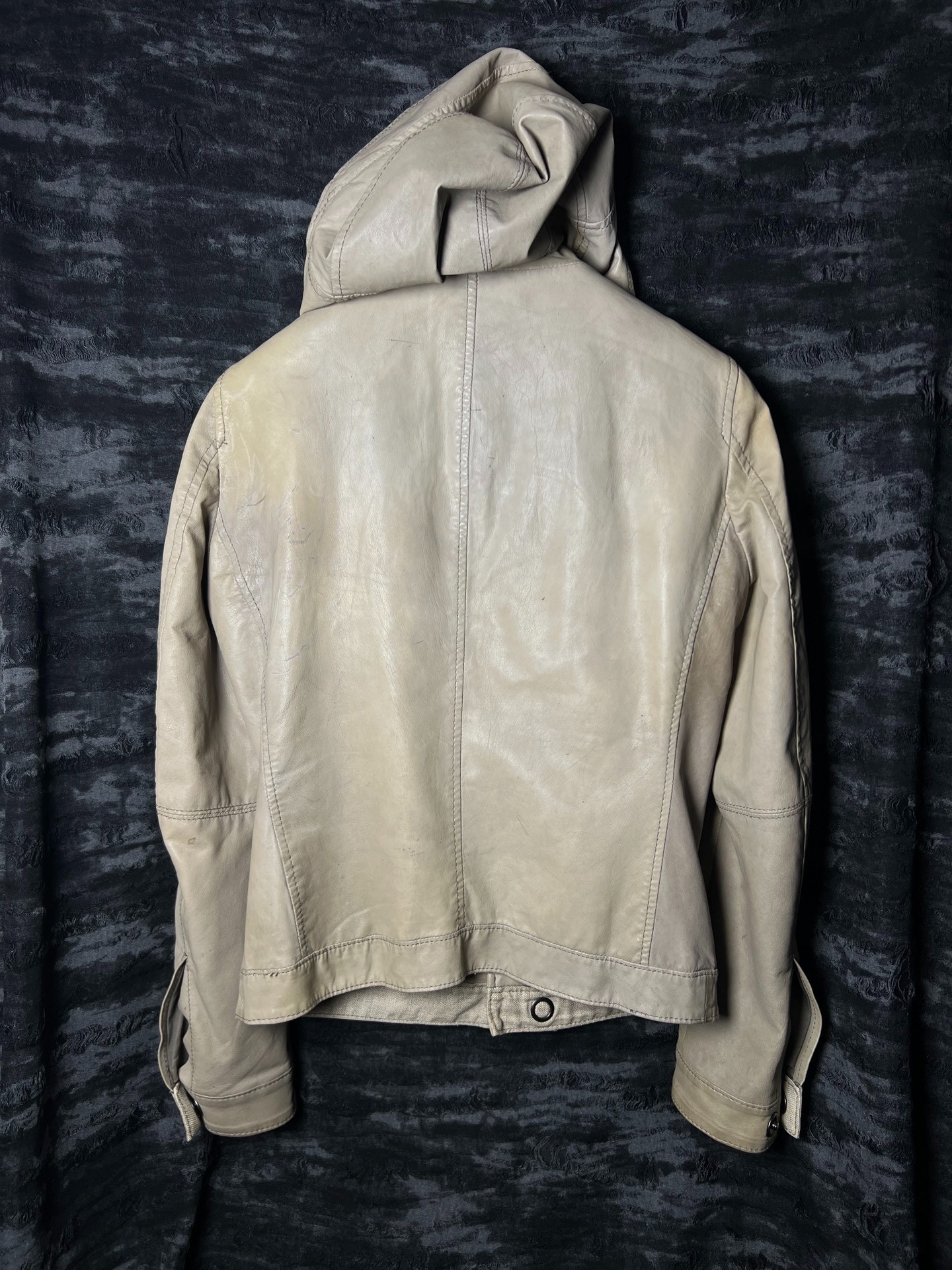 ONE GRAVITY Kangaroo Leather Moto Jacket — back