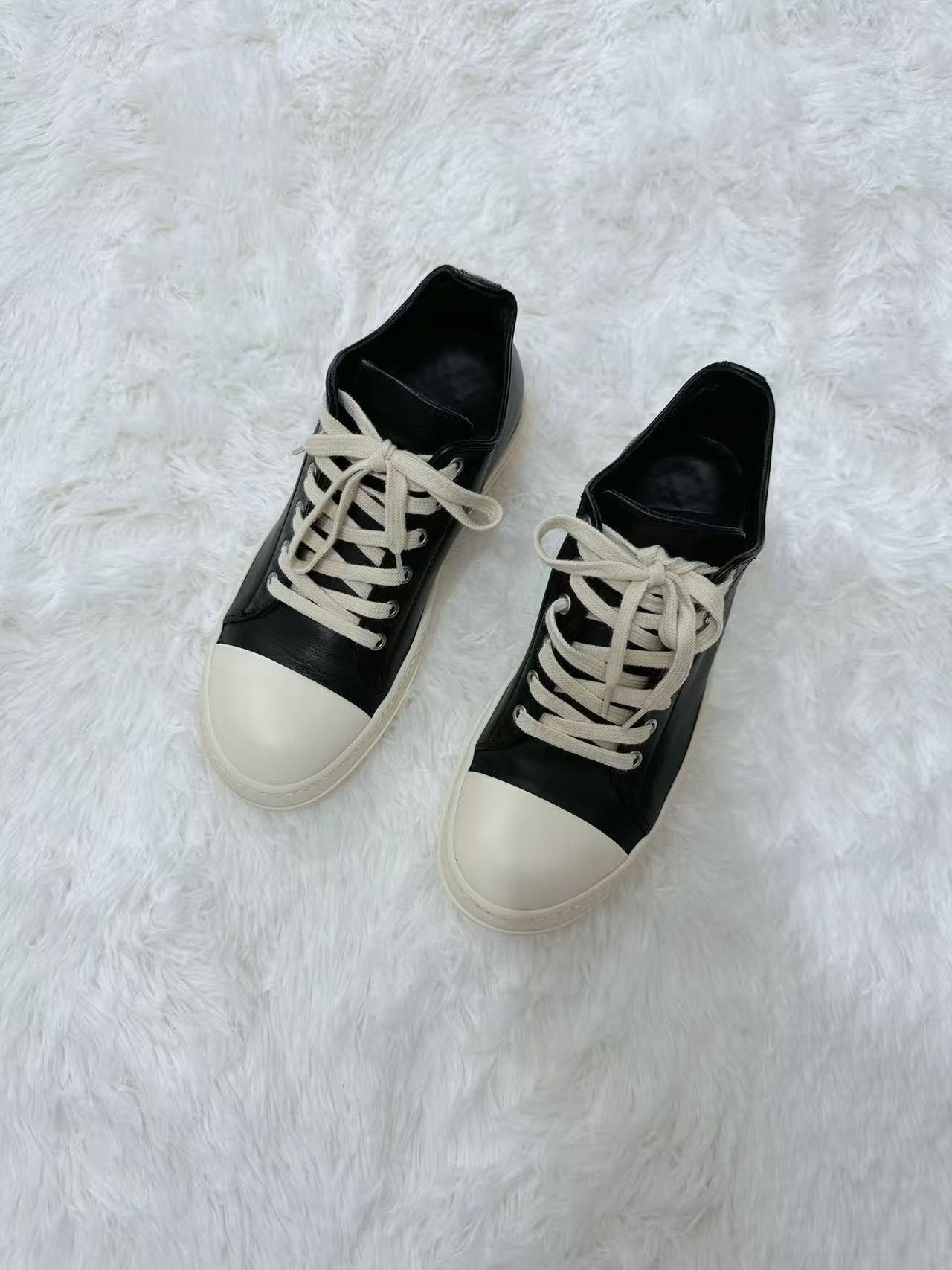 Rick Owens 24FW Leather Low-Top Sneakers — detail