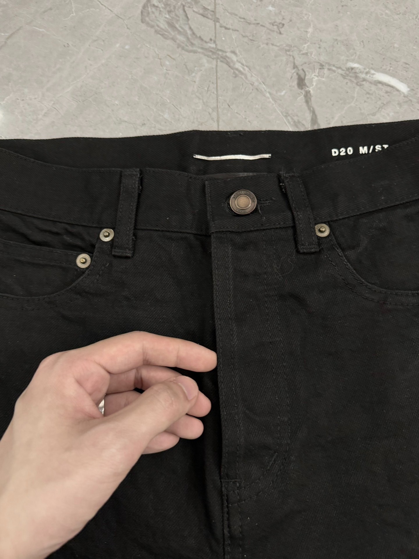 Saint Laurent SLP D20 Black Straight Jeans — detail