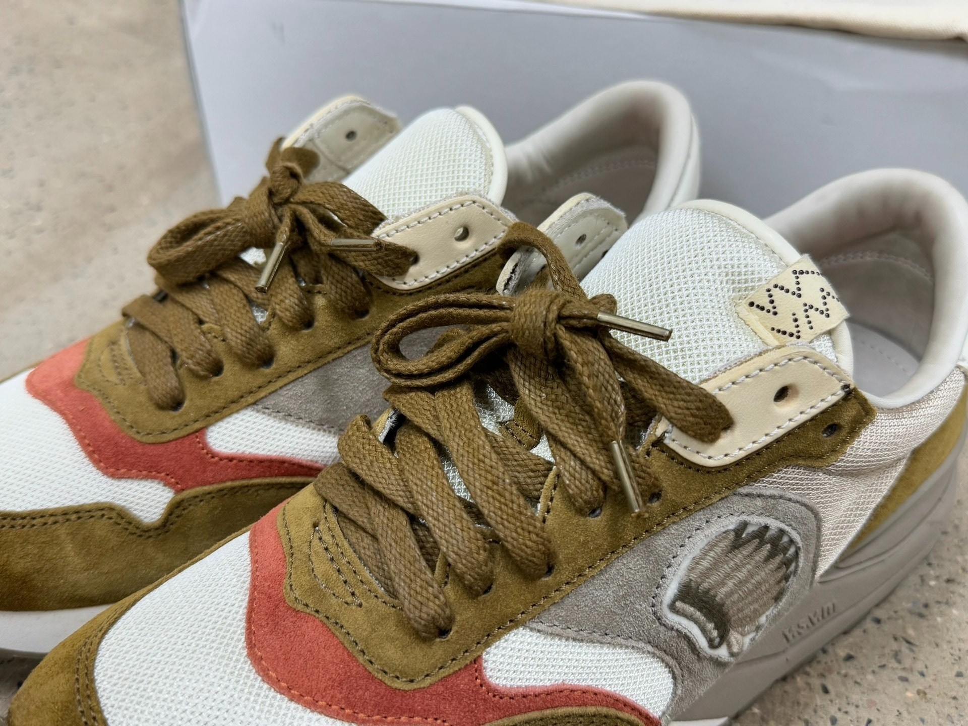 Visvim Roland Jogger Sneakers — label