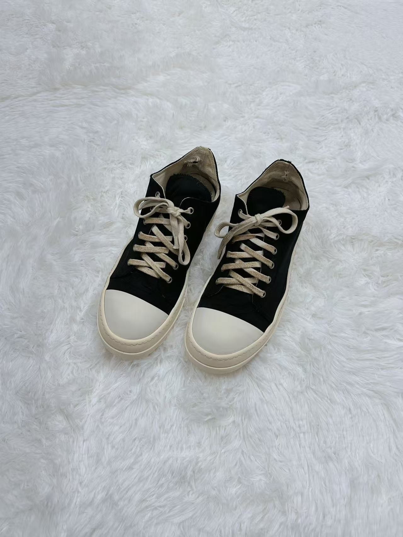Rick Owens DRKSHDW Low-Top Canvas Shoes — front