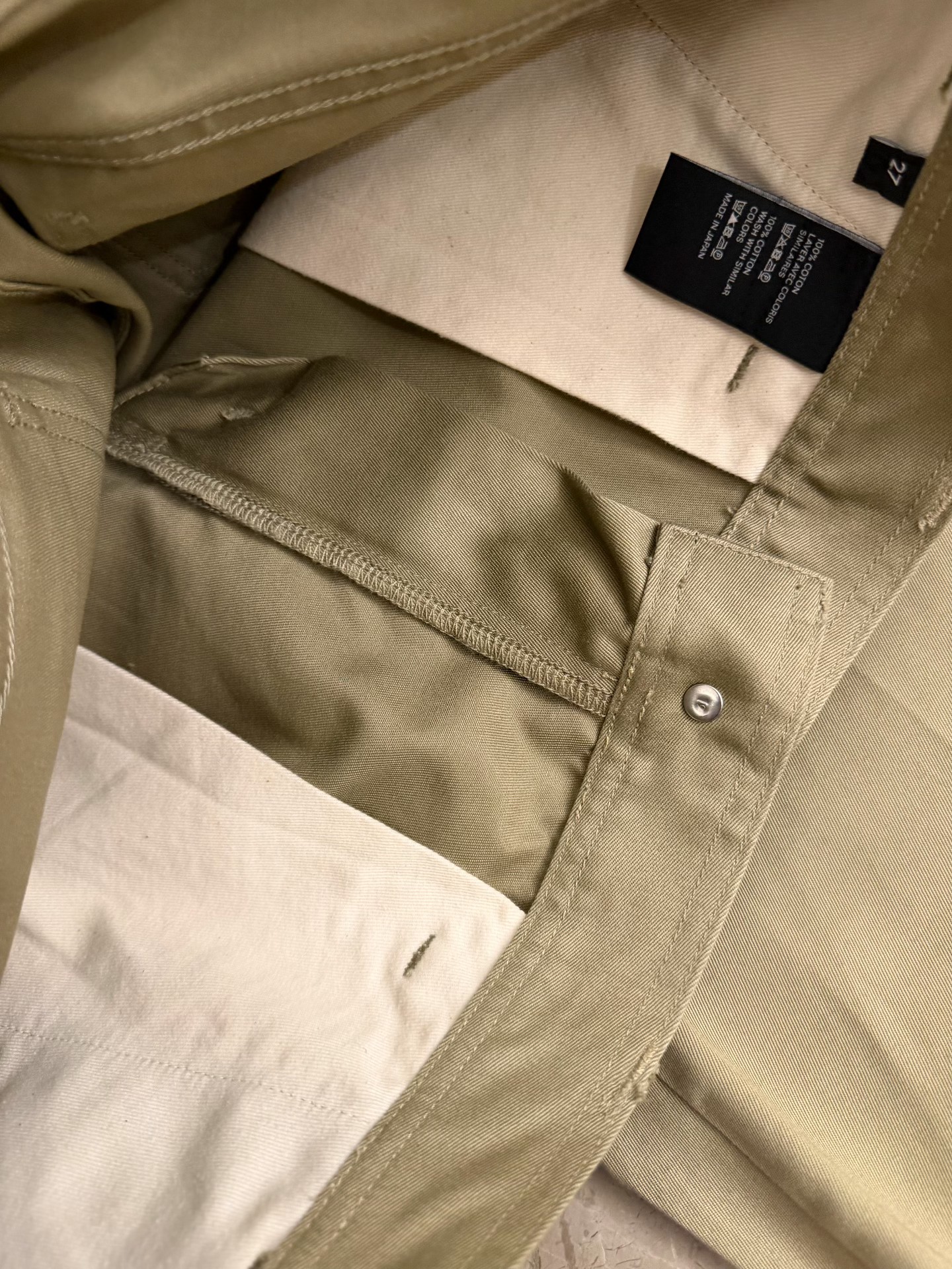 Celine 19FW Hedi Slimane Khaki Pants — detail