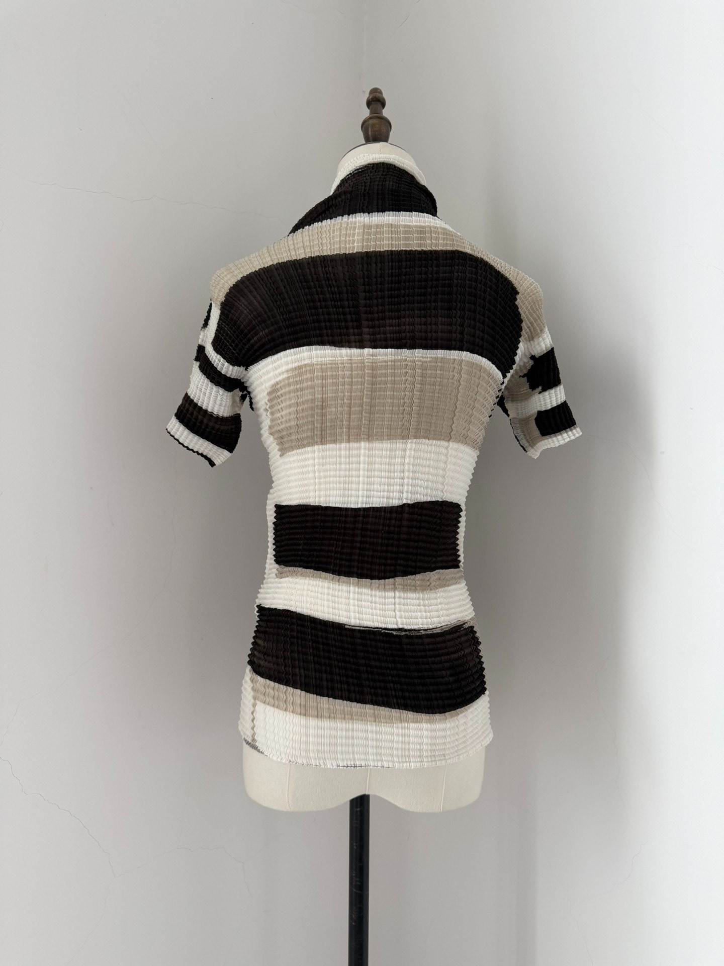 Issey Miyake High-Neck Pleated Top — back