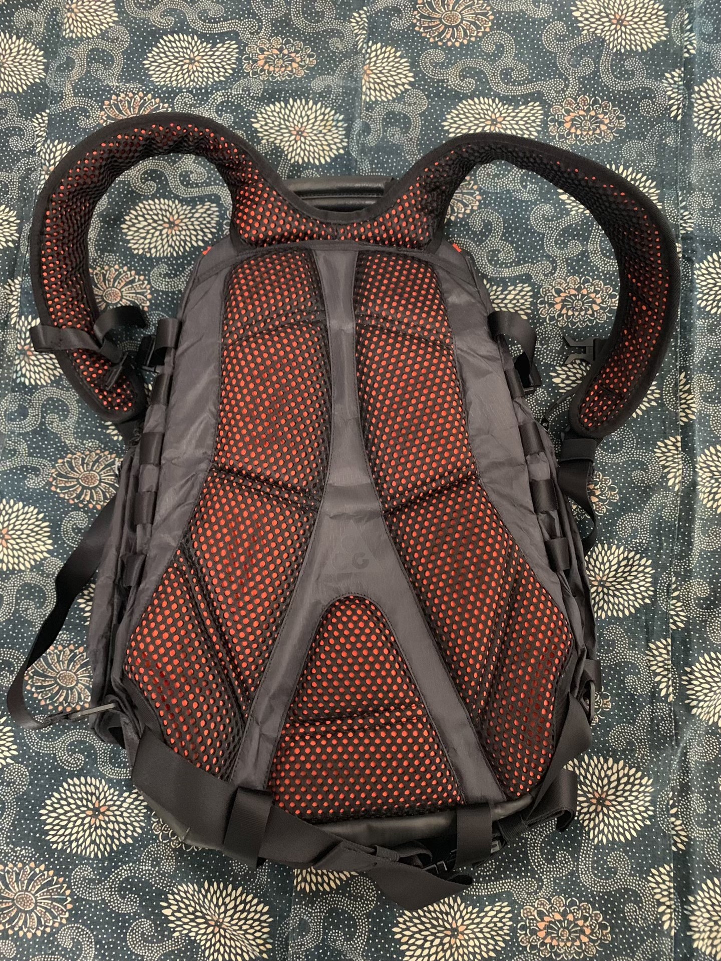 Nike ACG Xpac Shell Backpack — label
