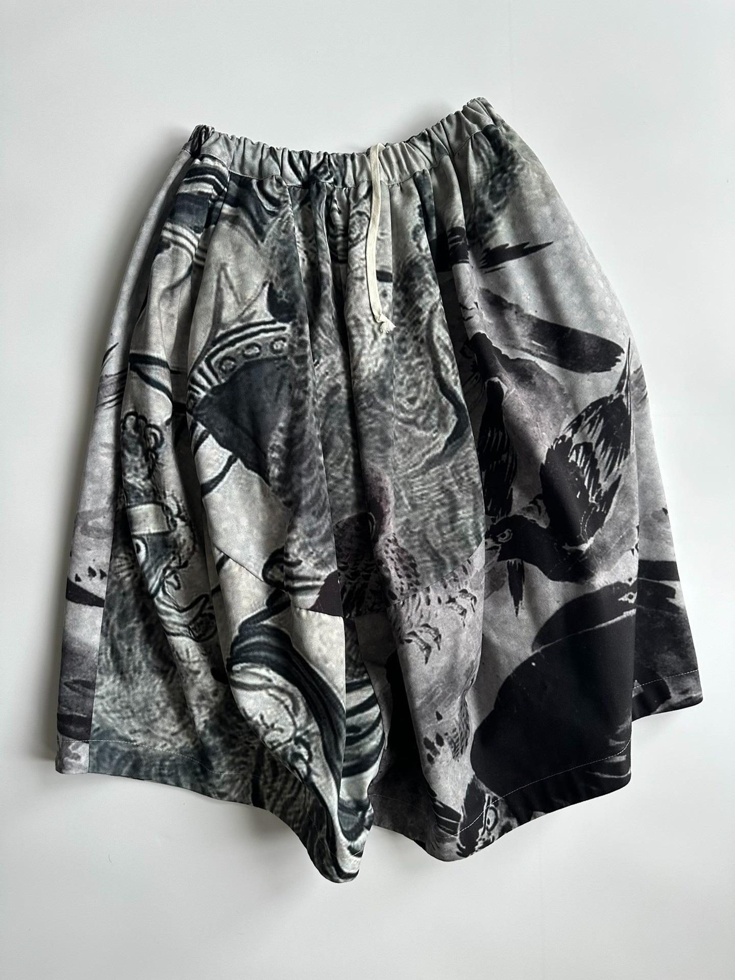 Comme des Garçons Artistic Midi Skirt — front