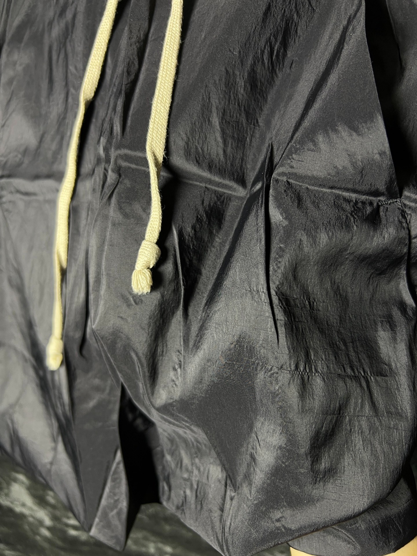 Rick Owens 14SS Black Nylon Silk Shorts — detail