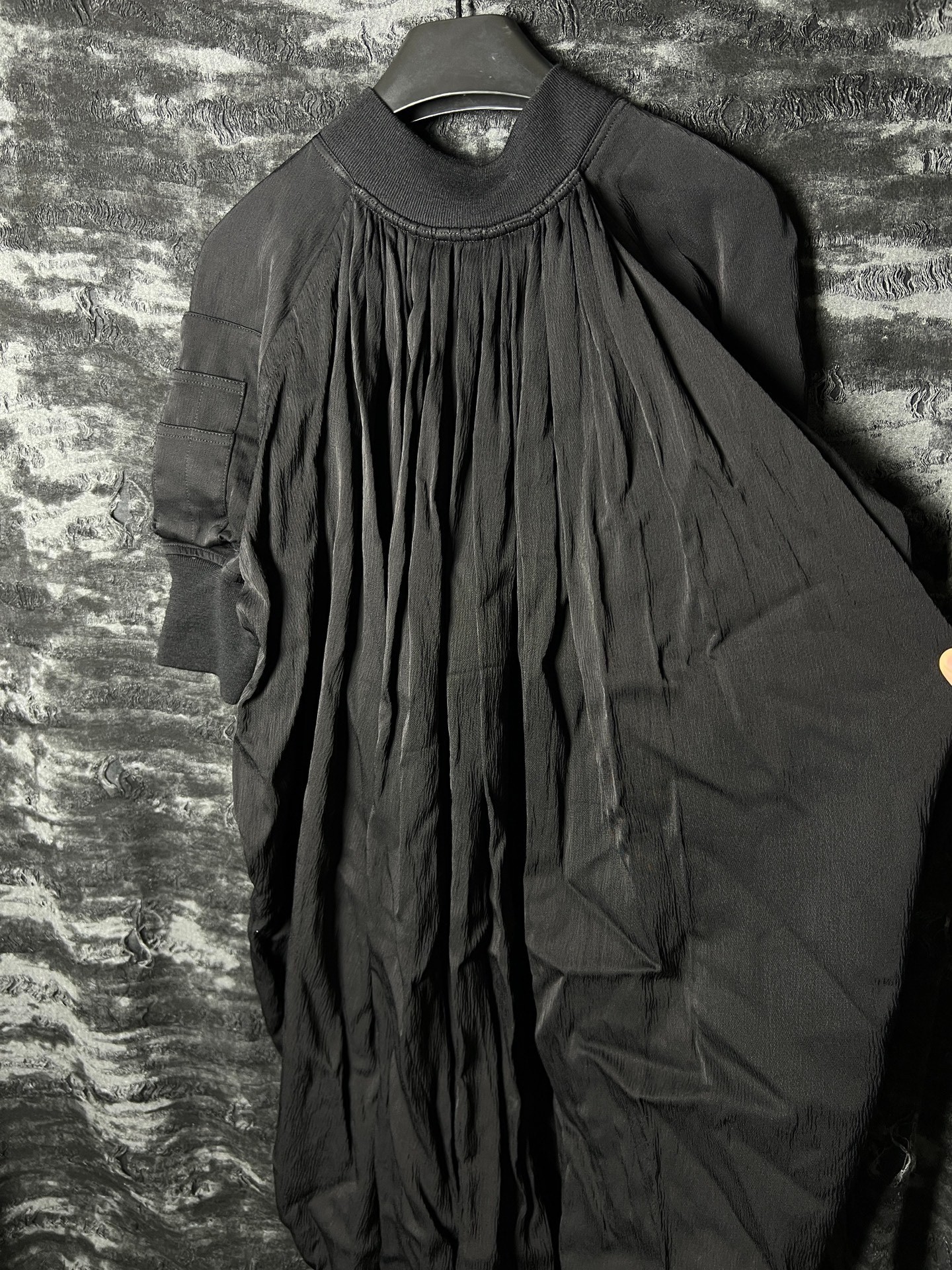 Rick Owens 16SS MA1 Pleated Jacket — detail