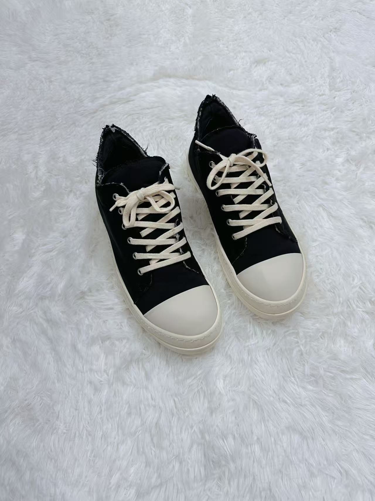 Rick Owens DRKSHDW Distressed Low-Top — front