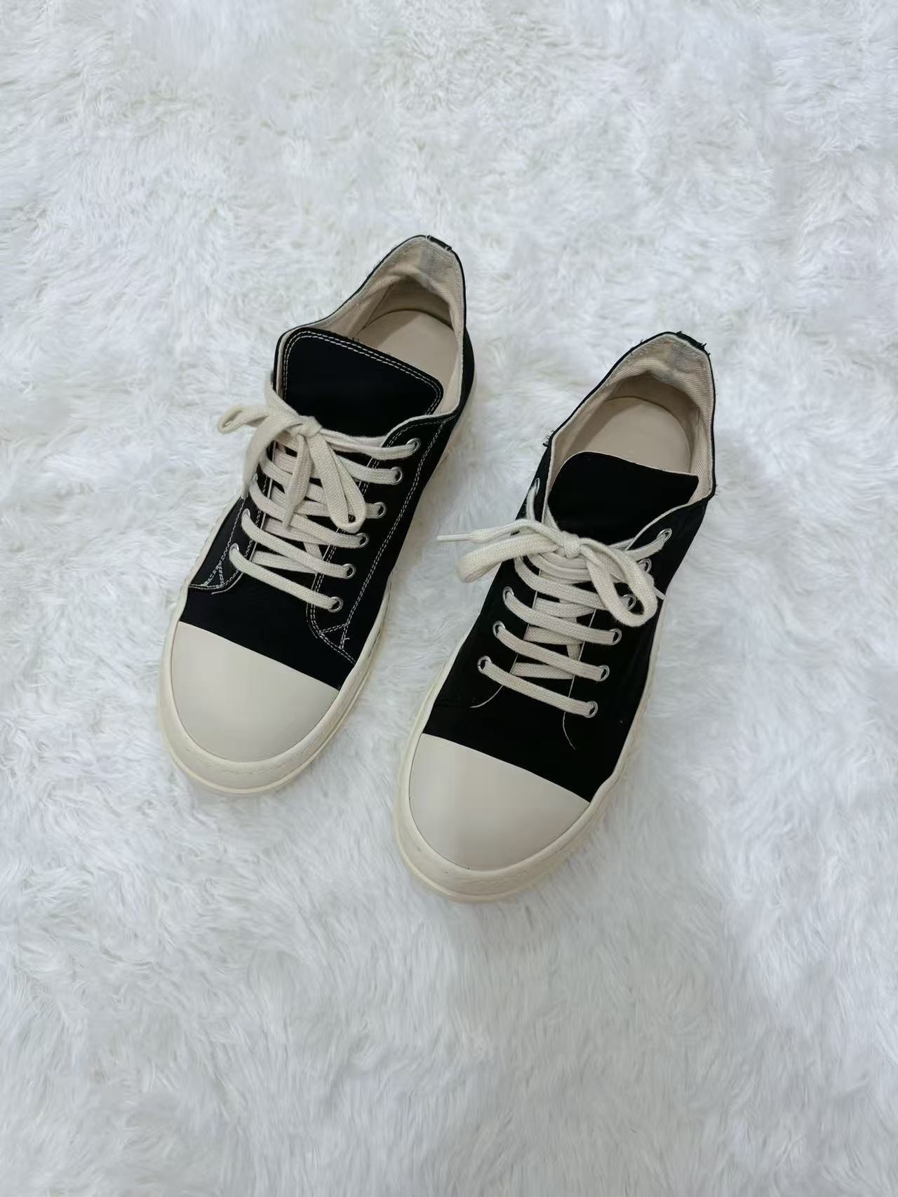 Rick Owens DRKSHDW High-Top Sneakers — detail